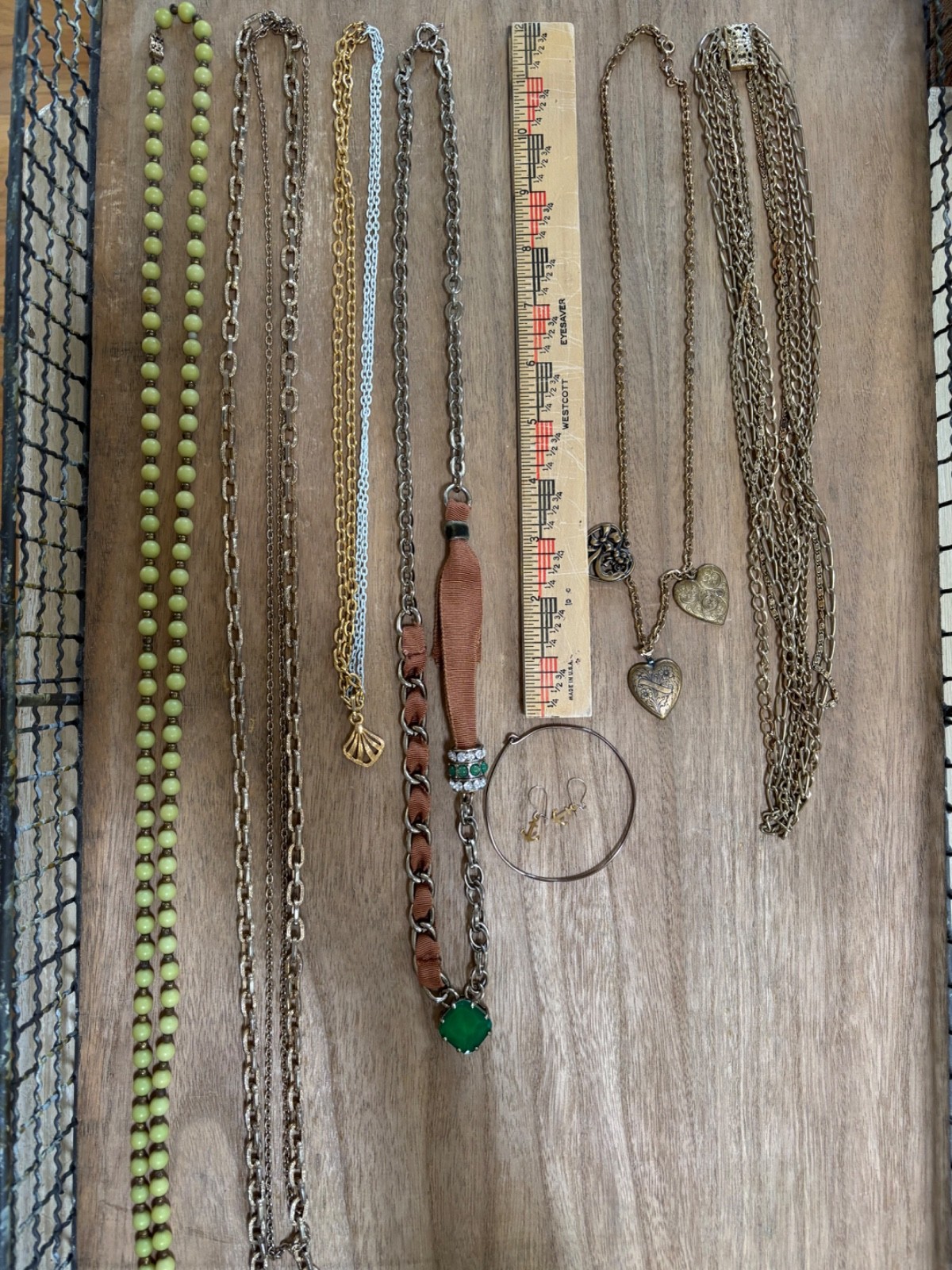 LOT Of Used Vintage Gold/Brass Toned Costume Jewelry Necklaces- 6 pieces