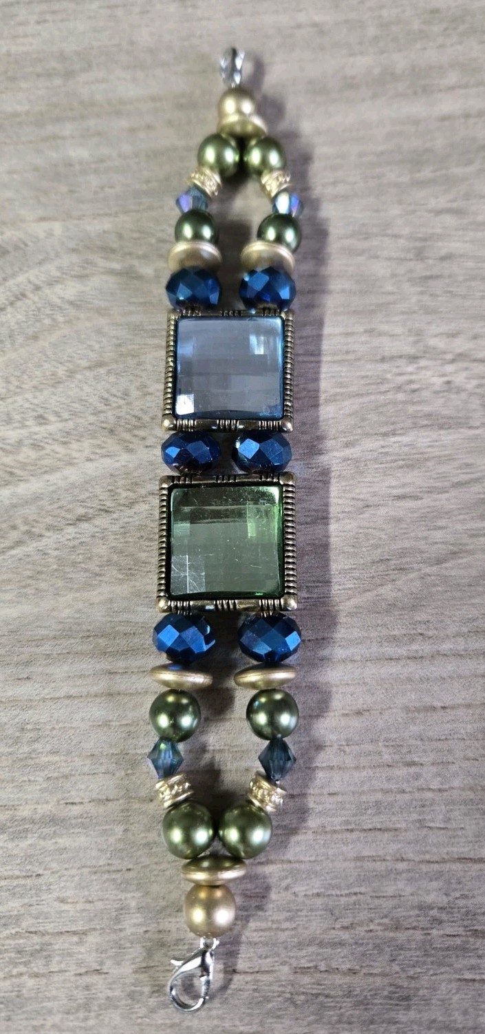 Vintage Small Tiny Wrist Custom Jewelry 7-8″ Stretch Bracelet 90’s Green Blue