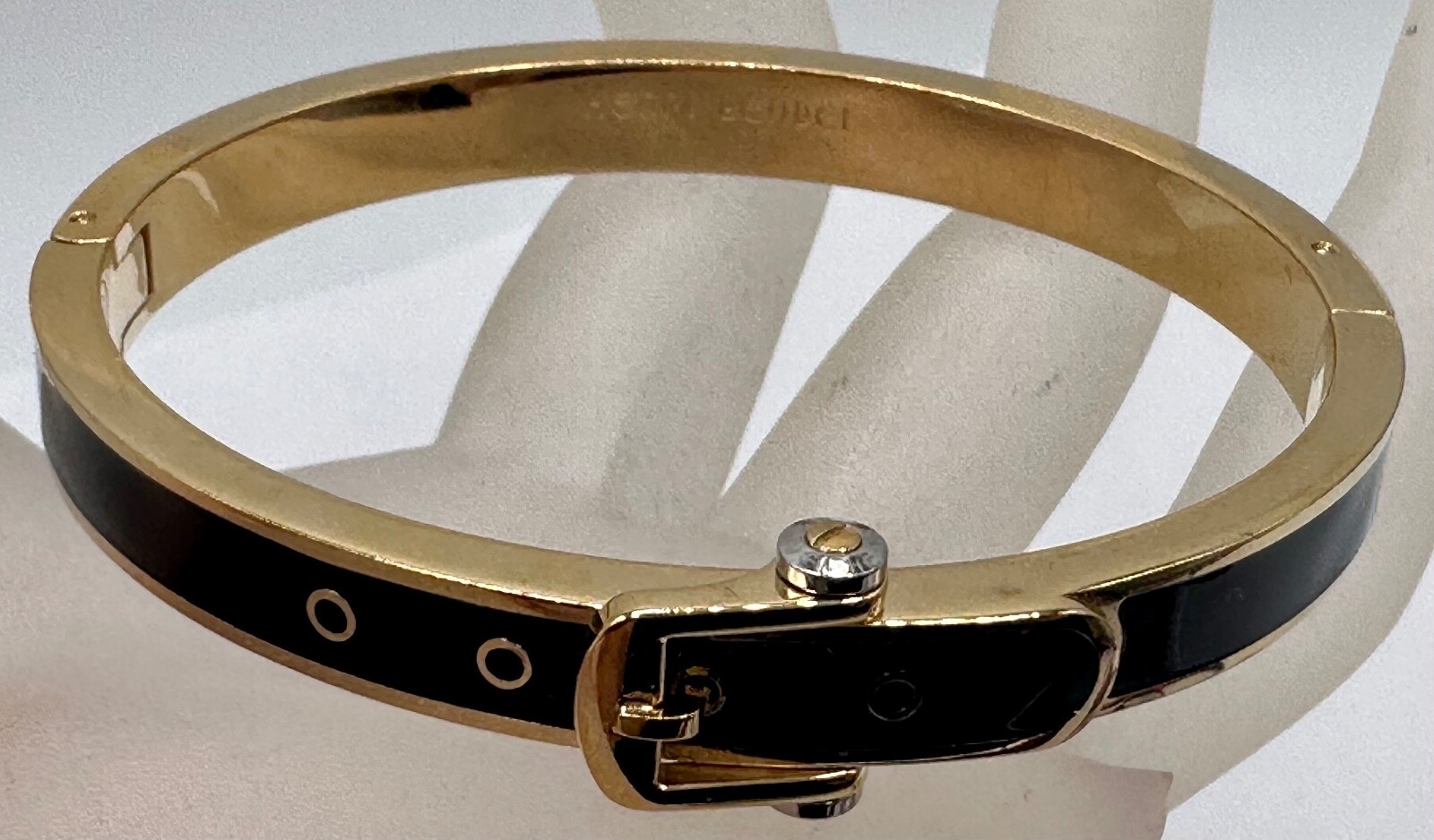 ESTATE GOLD PLATED BLACK ENAMEL BELT BUCKLE HENRI BENDEL NY SIGNED BRACELET