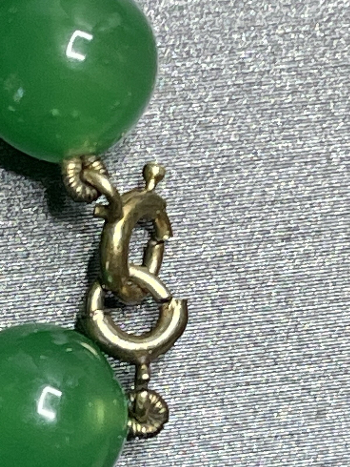 1930’s 8.4mm Hand Knotted Green Glass Beads 12k Gf Clasp Vintage 24” Gorgeous