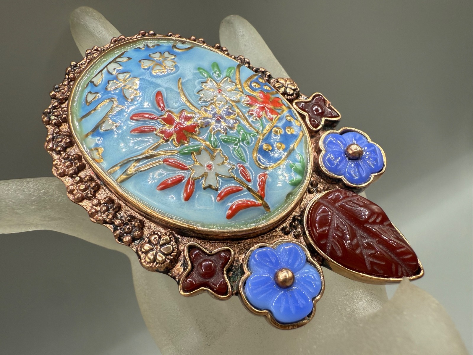 AMY KAHN RUSSEL SIGNED BRONZE ENAMEL STONE STATEMENT PENDANT BROOCH ROSE GOLD