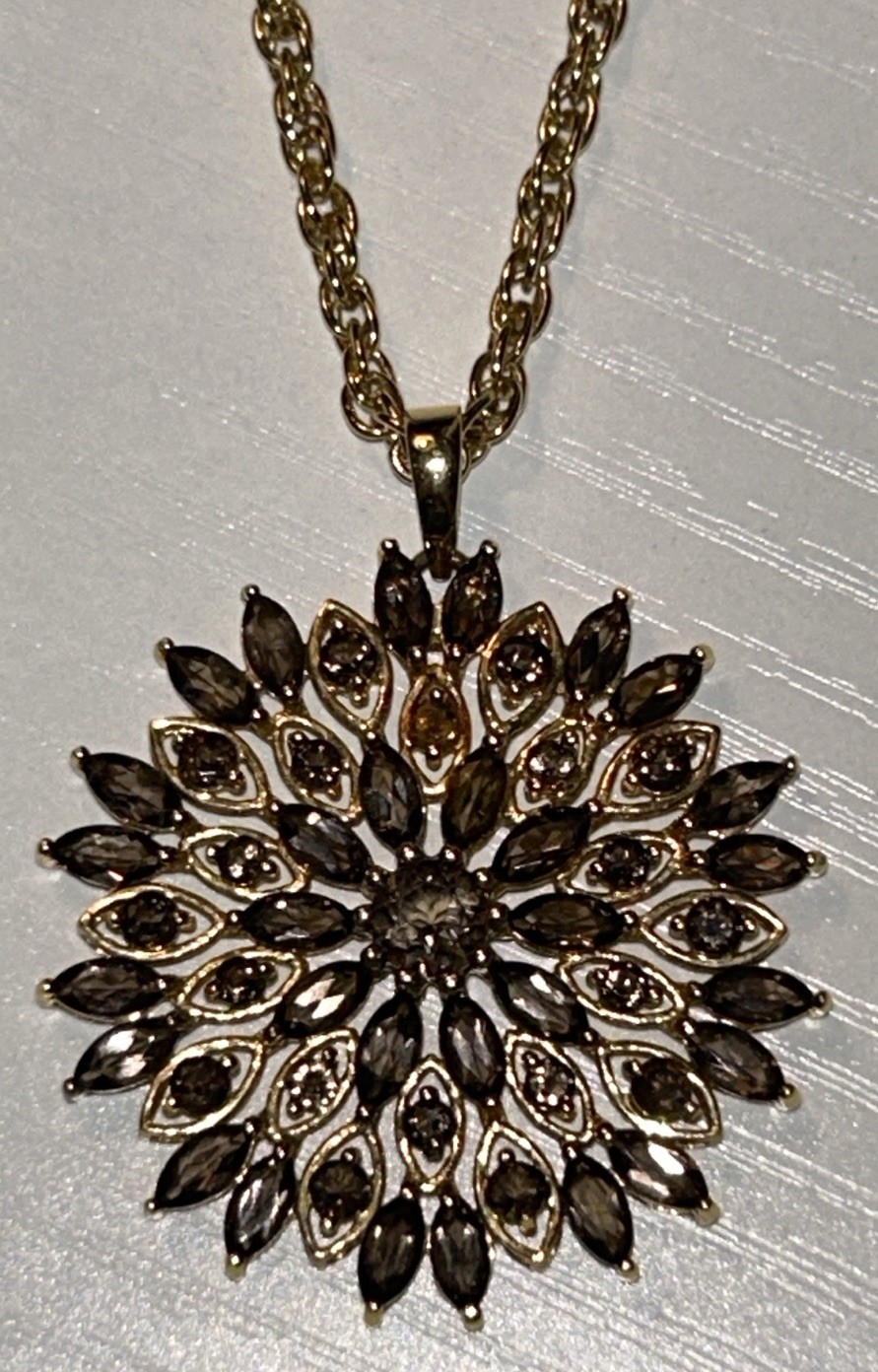 Ross Simons 925 Vermeil Golden Amber Glass Sunburst Pendant Necklace 18” Vintage
