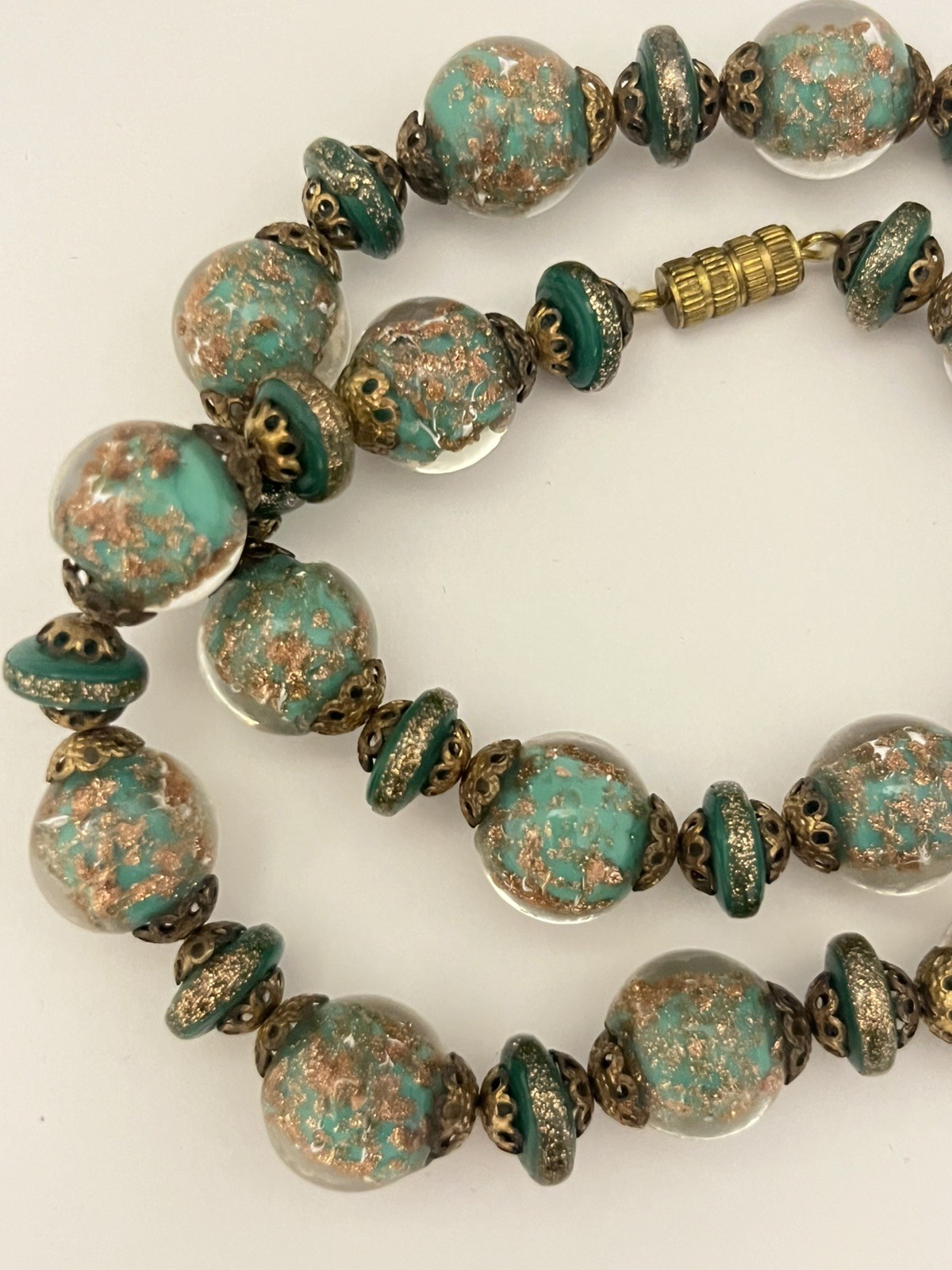 Vintage Murano Foil Glass Necklace Beaded Venetian Italy Estate Jewelry Green