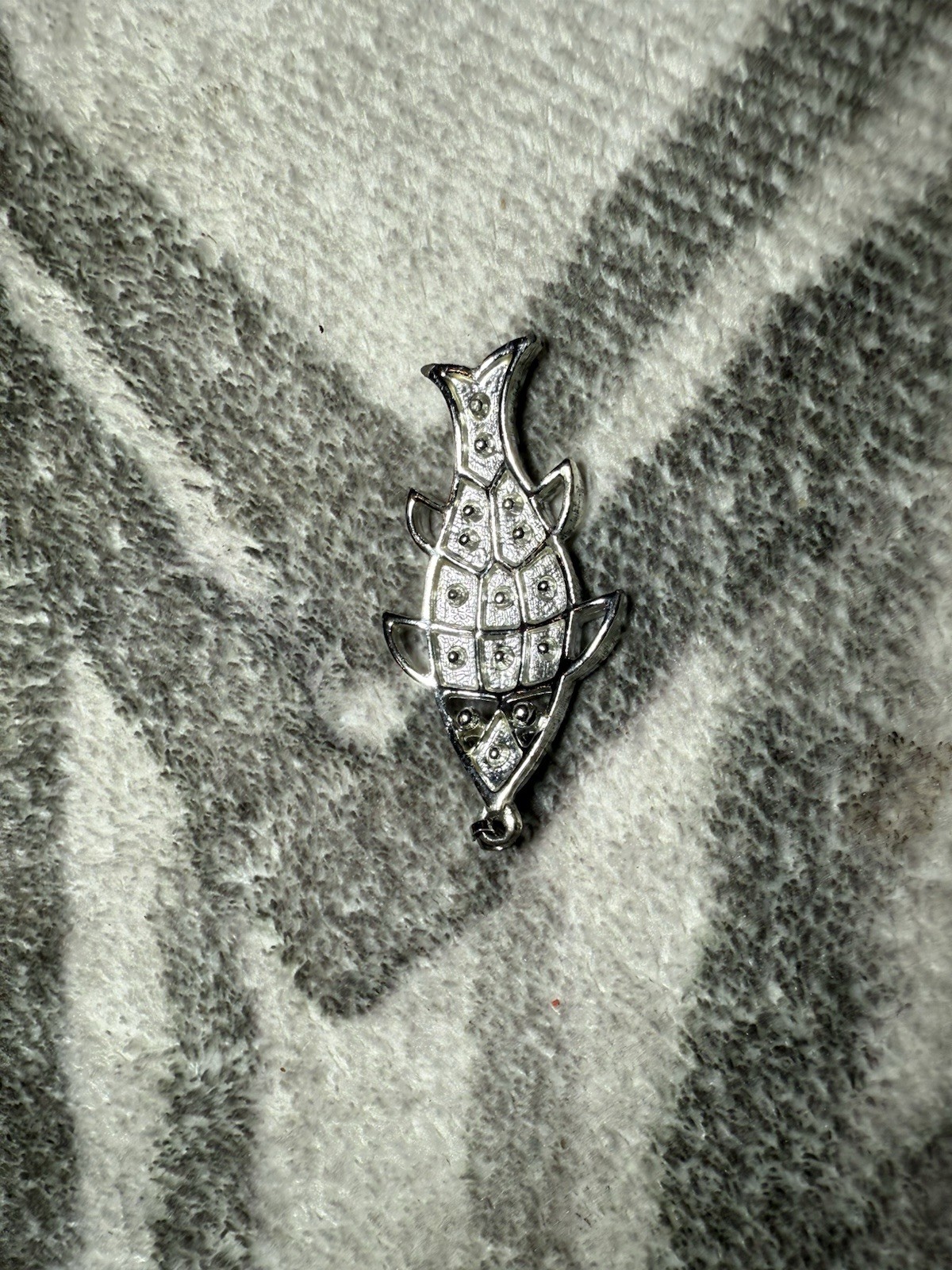 Sarah Coventry JEWELFISH Pendant Only Multicolor Stained Glass Look Silvertone