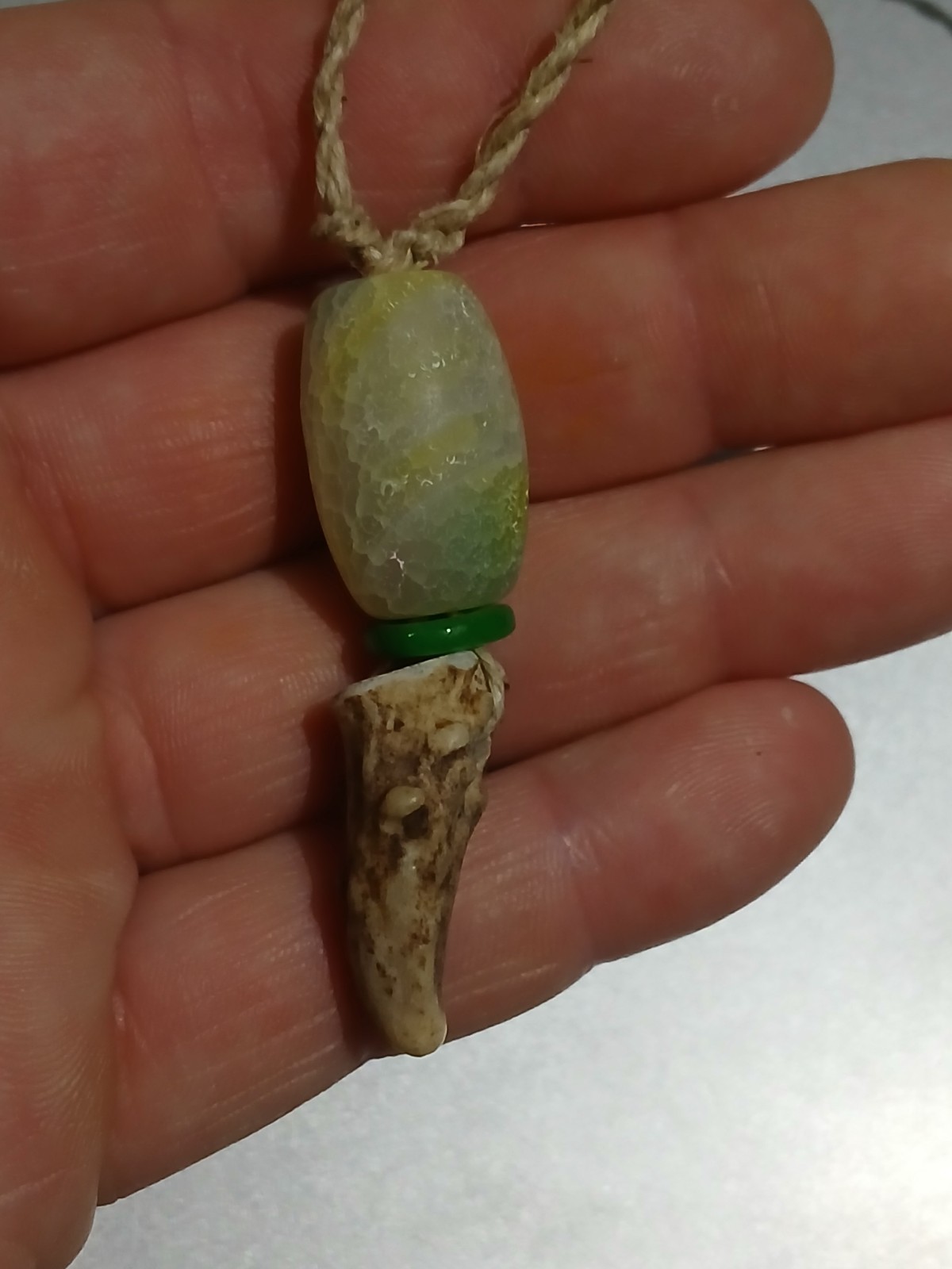 “Dragon Tooth – Dragon Egg” Necklace Hemp Cord Deer Tine, Agate Stone