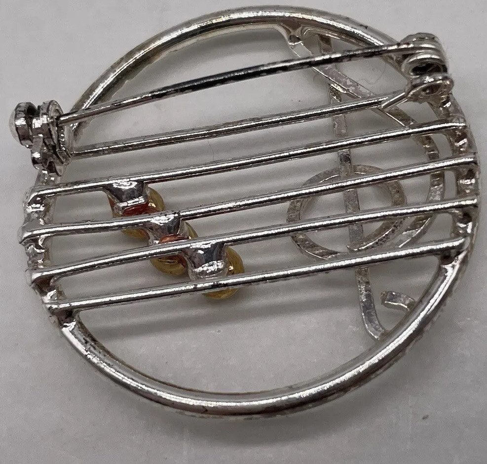 Vintage Two-Toned Sheet Music Pin Silver & Gold Toned Musical Notes Brooch 1.5”H