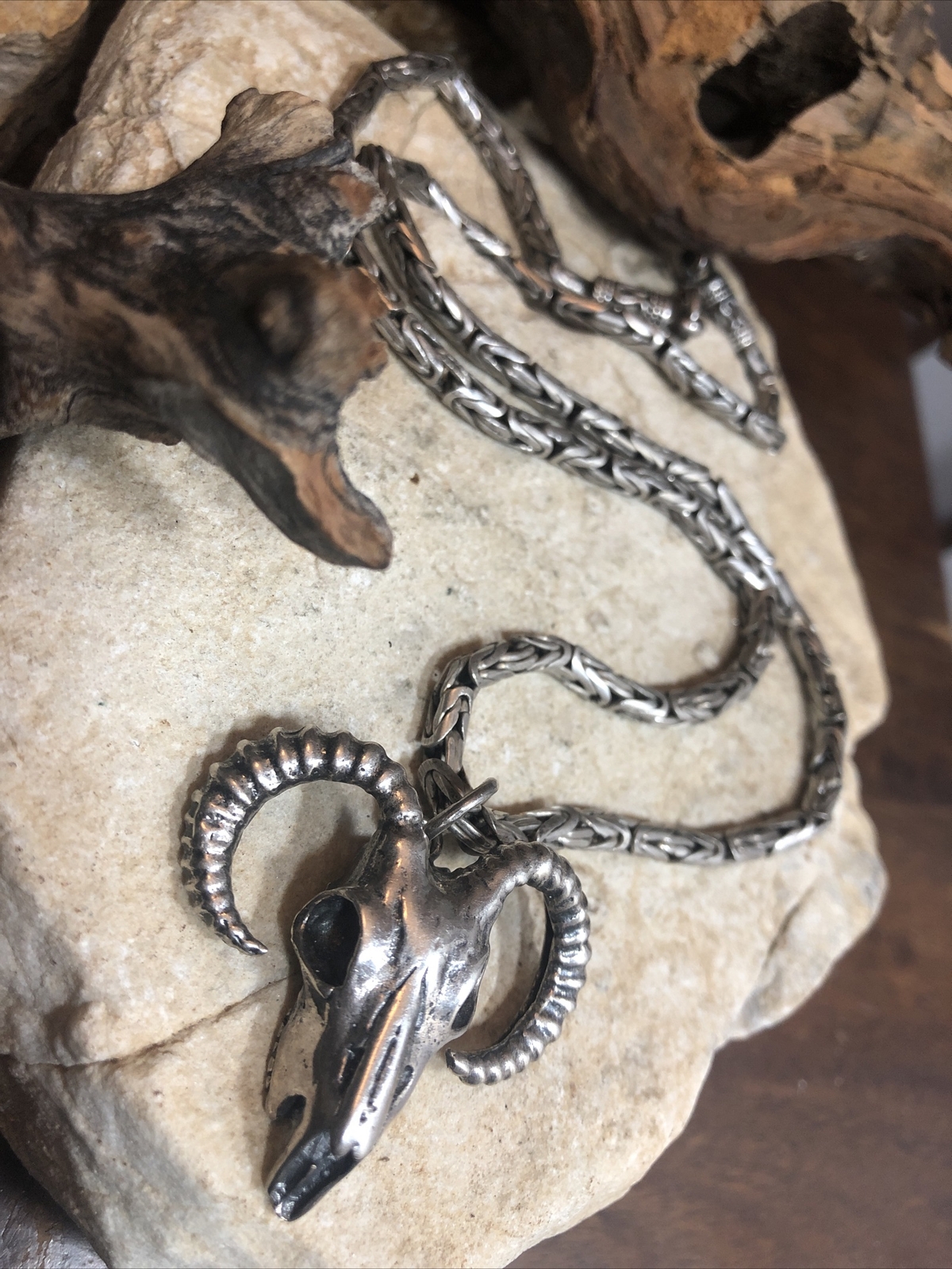 Rare Sterling 925 Solid 3mm Byzantine chain 20″ RAM’s SKULL Pendant Necklace 51g
