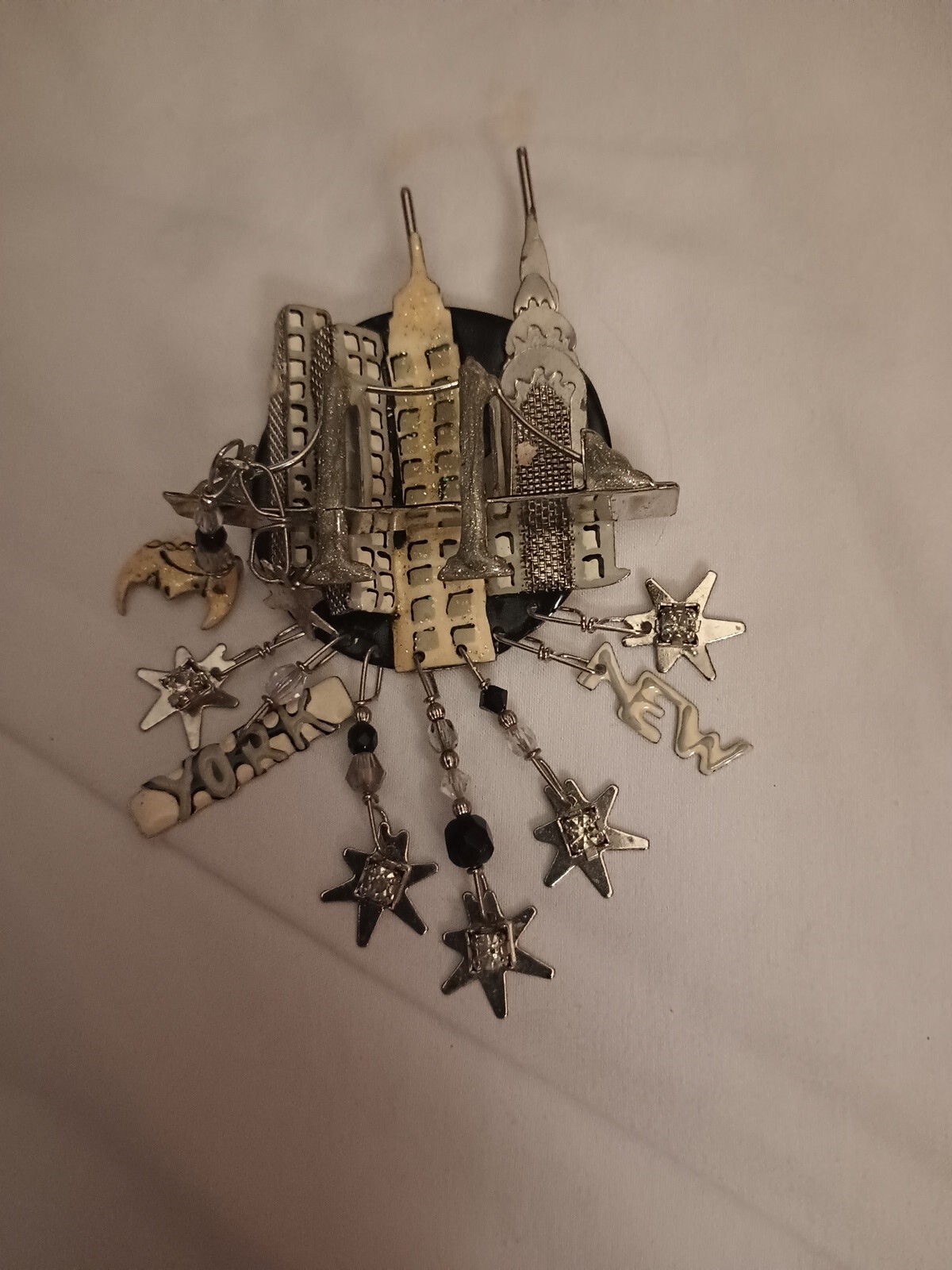 Lunch At The Ritz NEW YORK CITY LIGHTS SKYLINE BRIDGE Pin Brooch Pendant