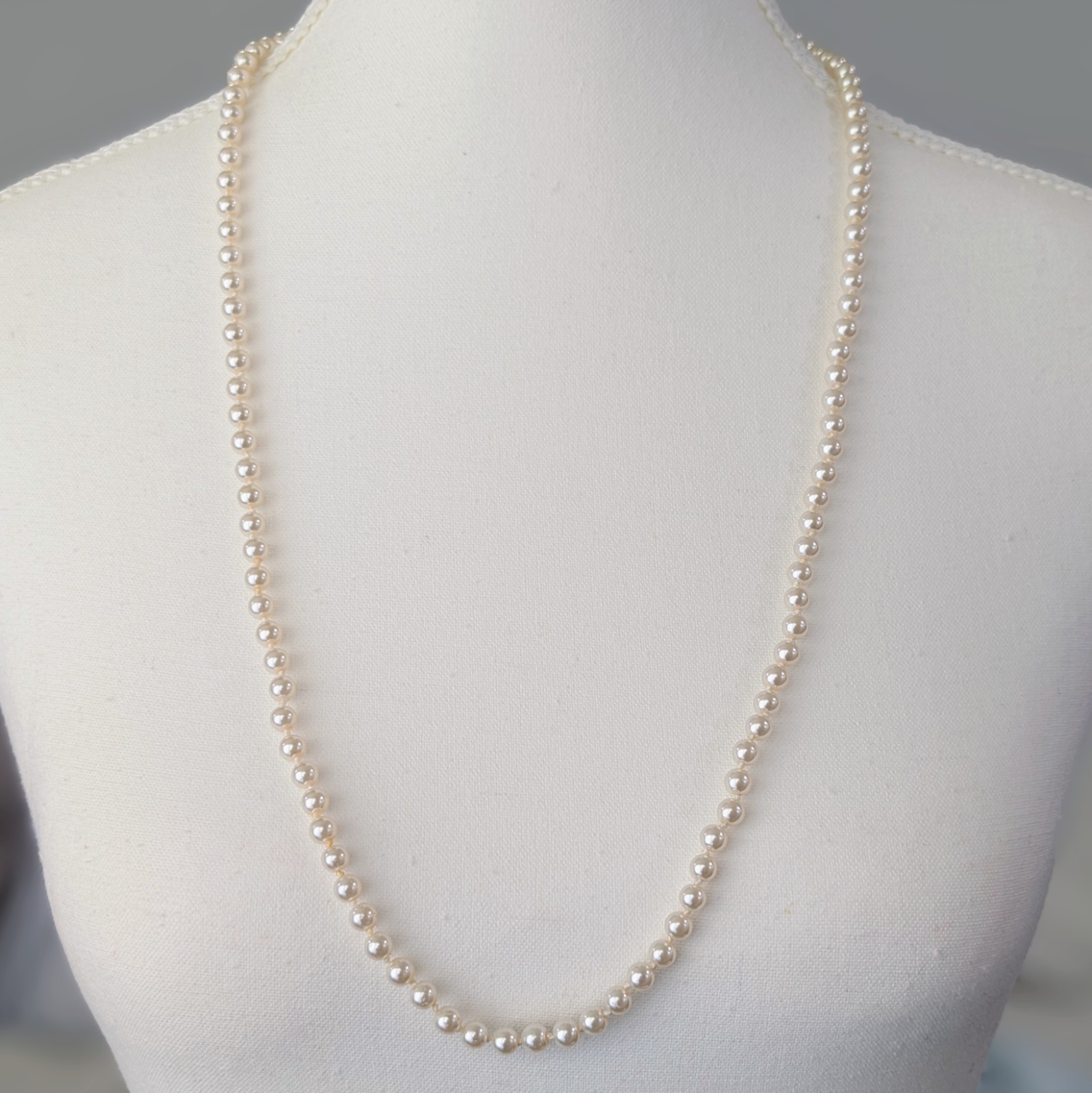 Vintage Glass Pearl Knotted Single Strand + Fish Hook Clasp Necklace 30″