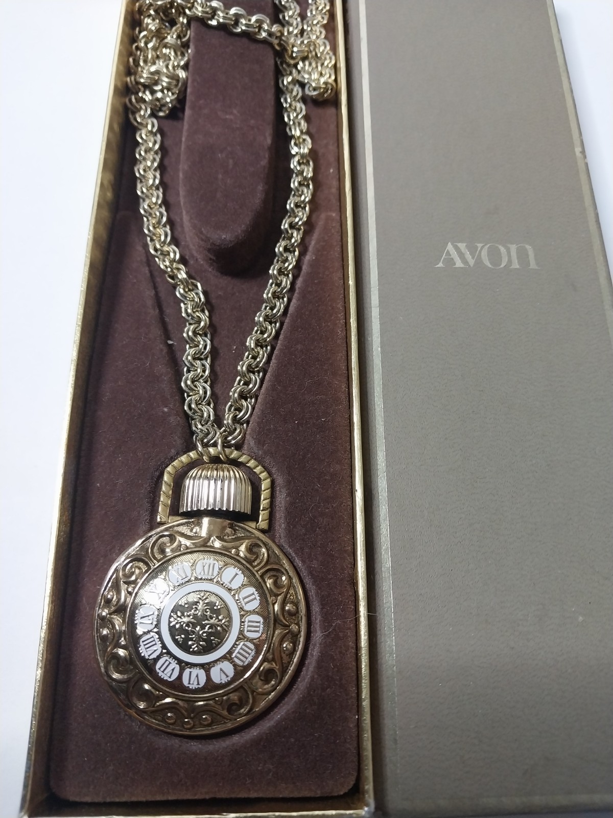 VTG 1971 AVON NECKLACE PERFUME BOTTLE EMPTY RETRO CLOCK MOON WATCH JEWELRY NIB
