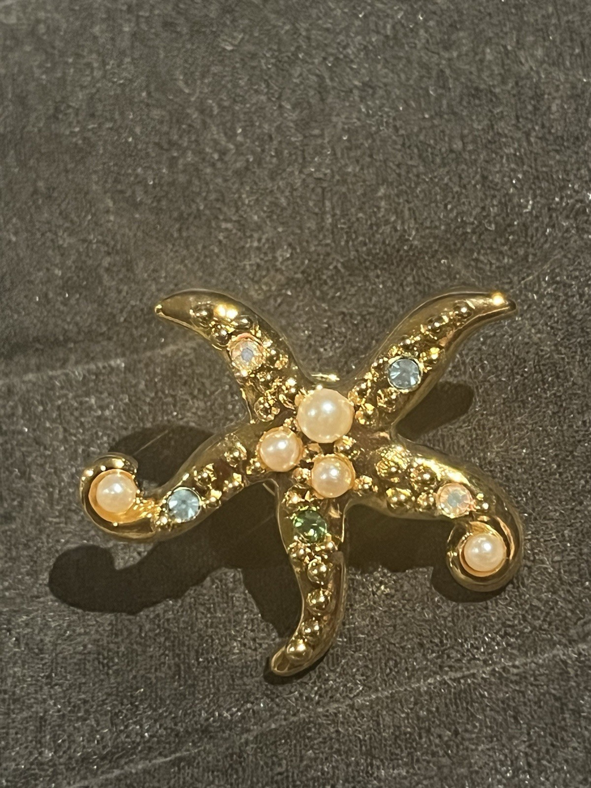 Vintage Avon Gold-Toned Starfish Lapel Pin/Brooch Faux Pearls, Rhinestones