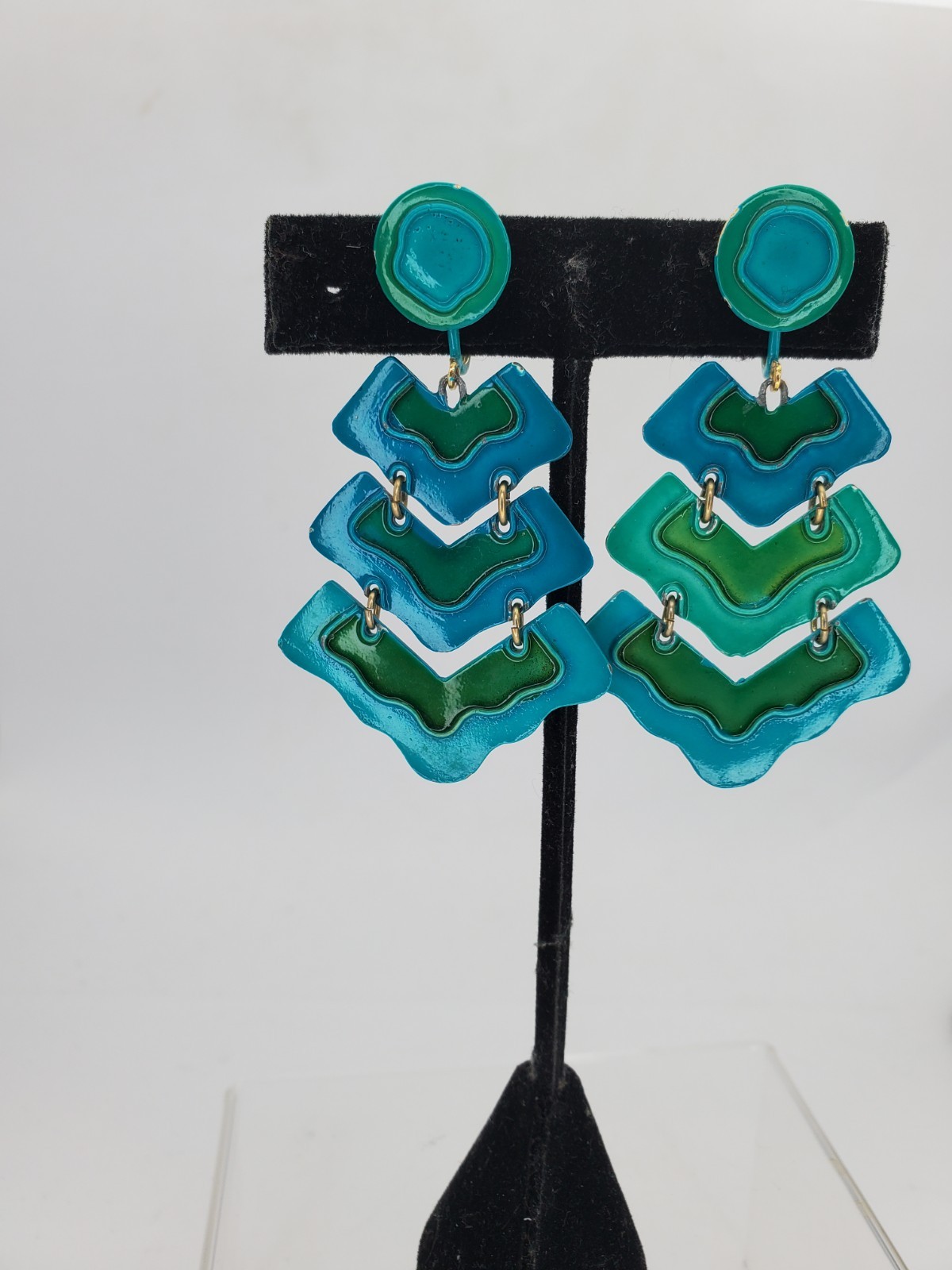 Vintage Green Teal Clip Ons Chandelier Dangle Hippies Earrings MCM 2.5″ Vivid