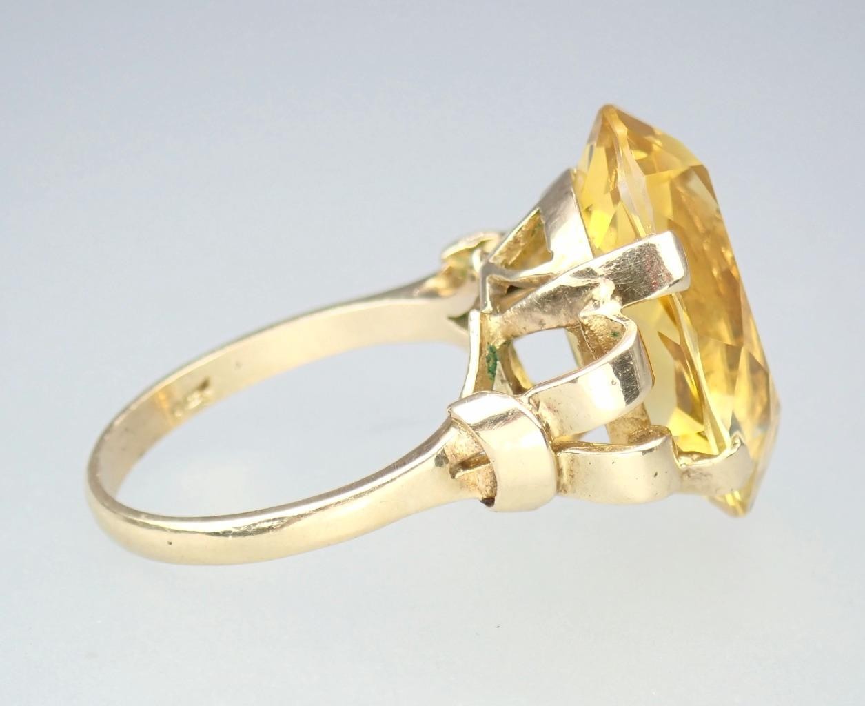 Beautiful Vintage Mid Century 9K Gold 13.3Ct Citrine Cocktail Ring 1960s Sz 8.25