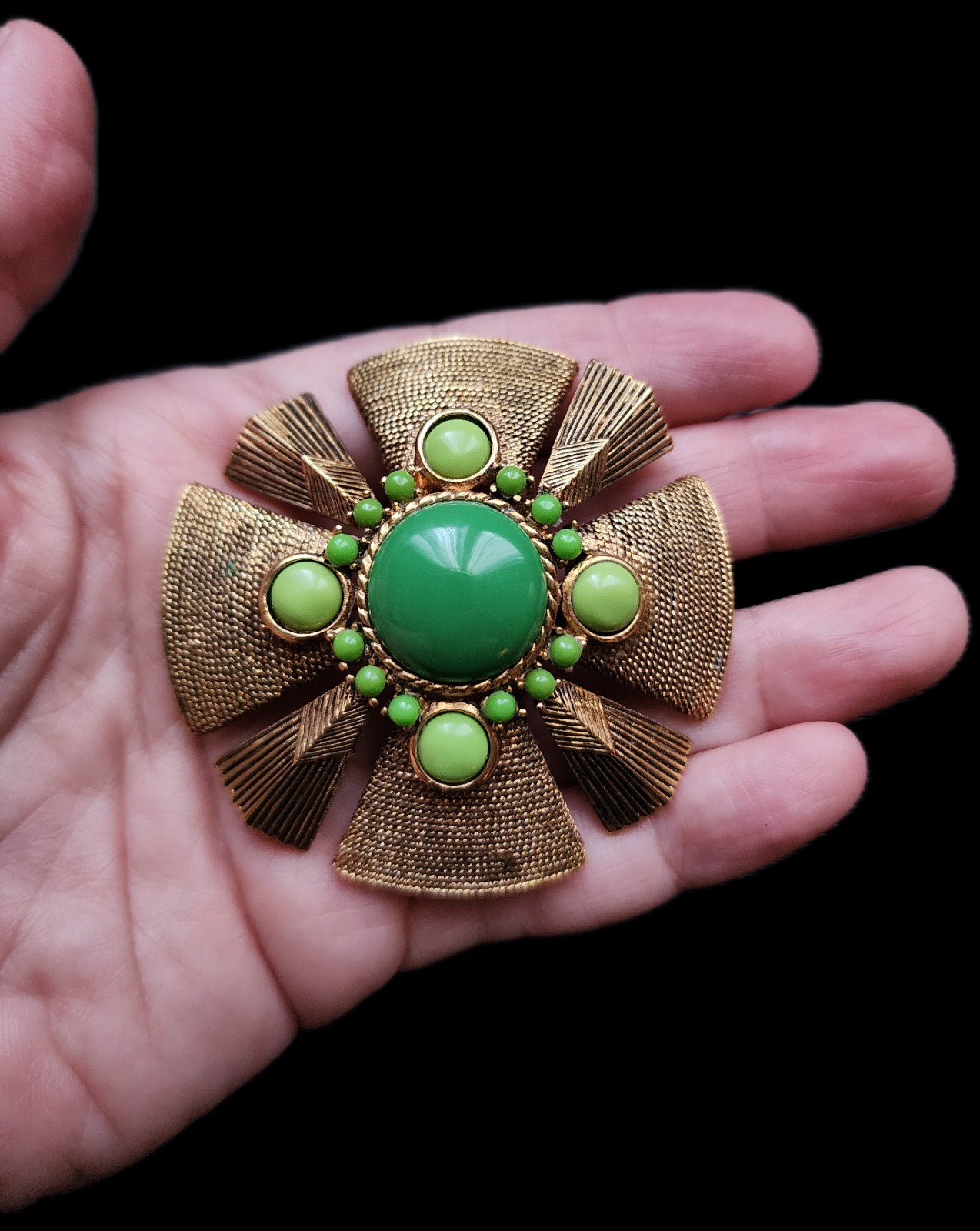 HUGE Vintage Green Lucite Textured Brutalist Medallion MCM Brooch