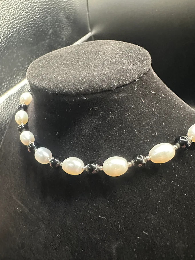 Cream Pearl Style and Black Bead Necklace with Silver Tone Clasp