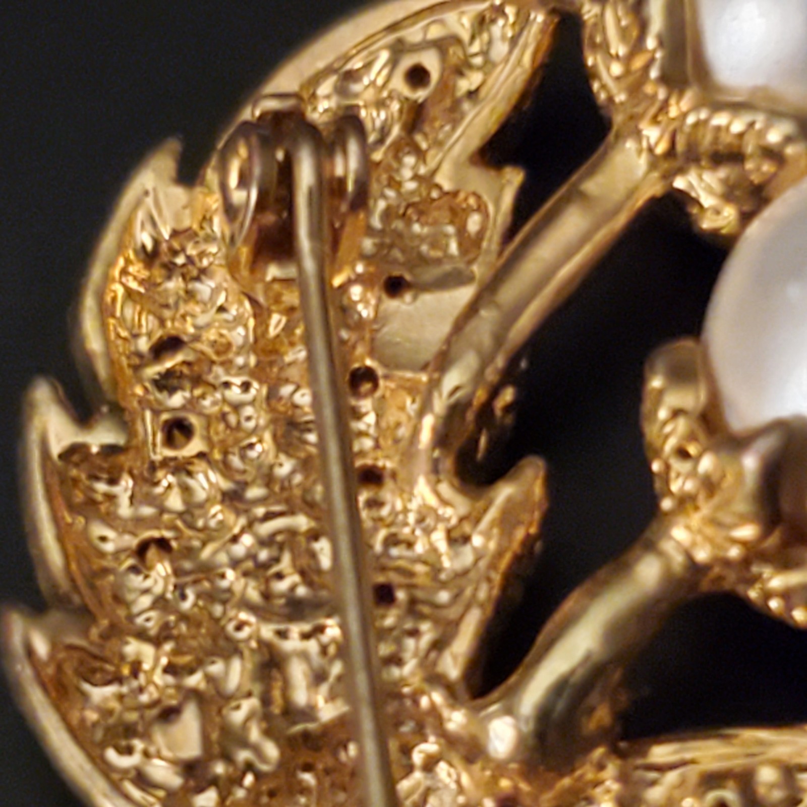 Vintage Goldtone Pin Faux Pearl and Rhinestone Leaf Shape Brooch 1 1/2 inch EUC