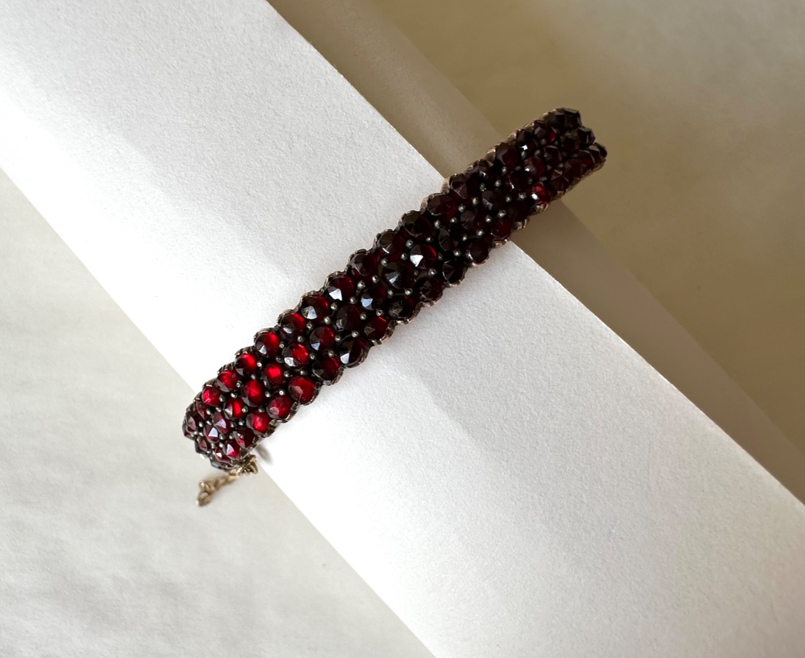Antique rose cut Garnet & Silver bangle Hinged w/safety chain (see cond.)