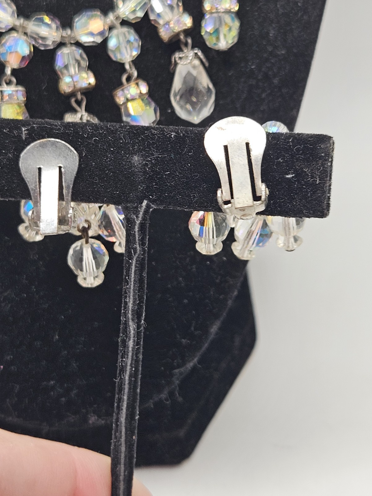 Vintage Austrian Crystal Necklace, Earrings, Bracelet, And Brooch Set.