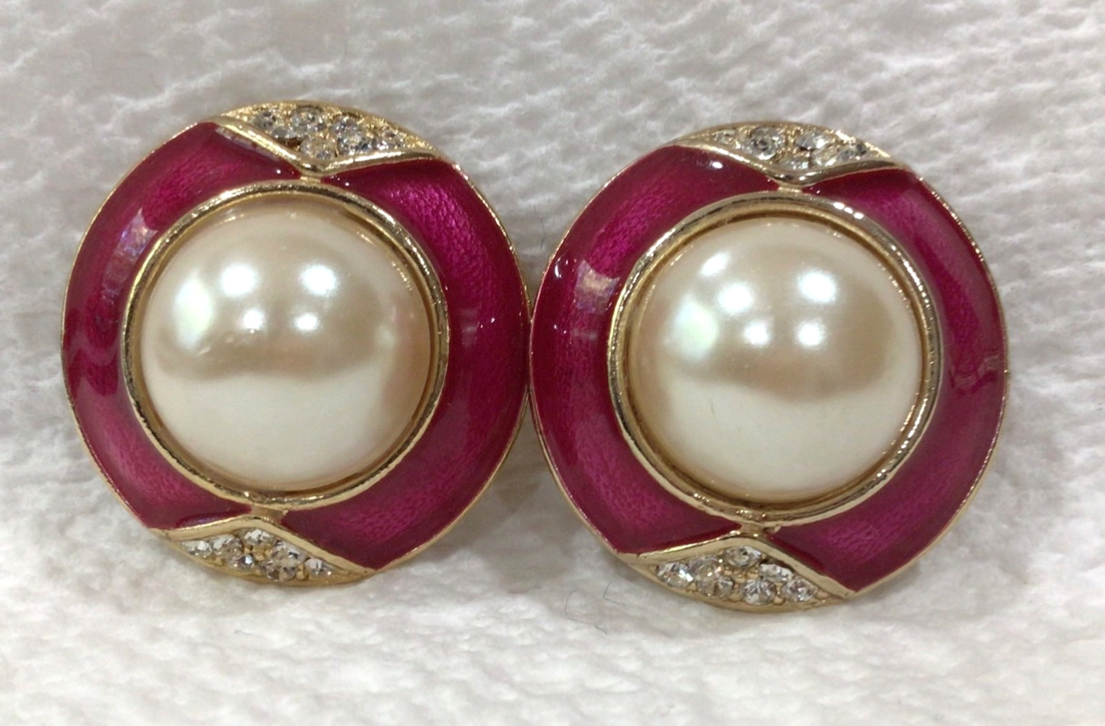 Gay Boyer Faux Pearl Red Enamel Gold Tone Clip On Earrings Vintage