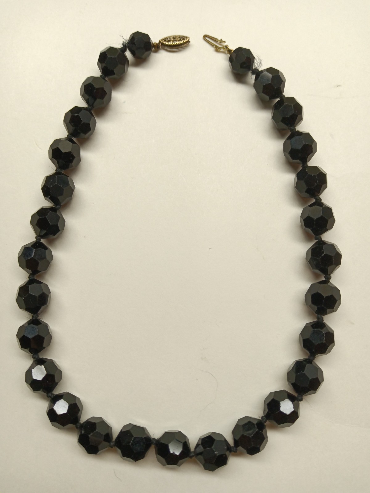 Vintage Black Onyx Faceted Beaded Necklace 64 grams 16” Gold-Tone Fishhook Clasp