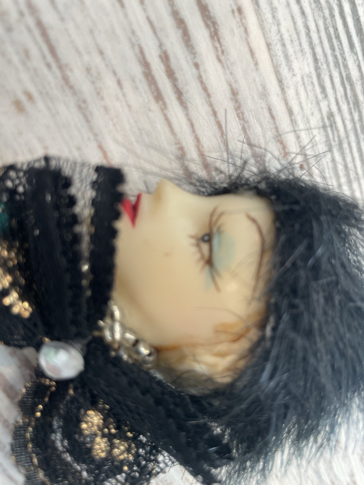 Vtg Statement Brooch 1920s Style Lady With Faux Fur Hat 3×2 Inches