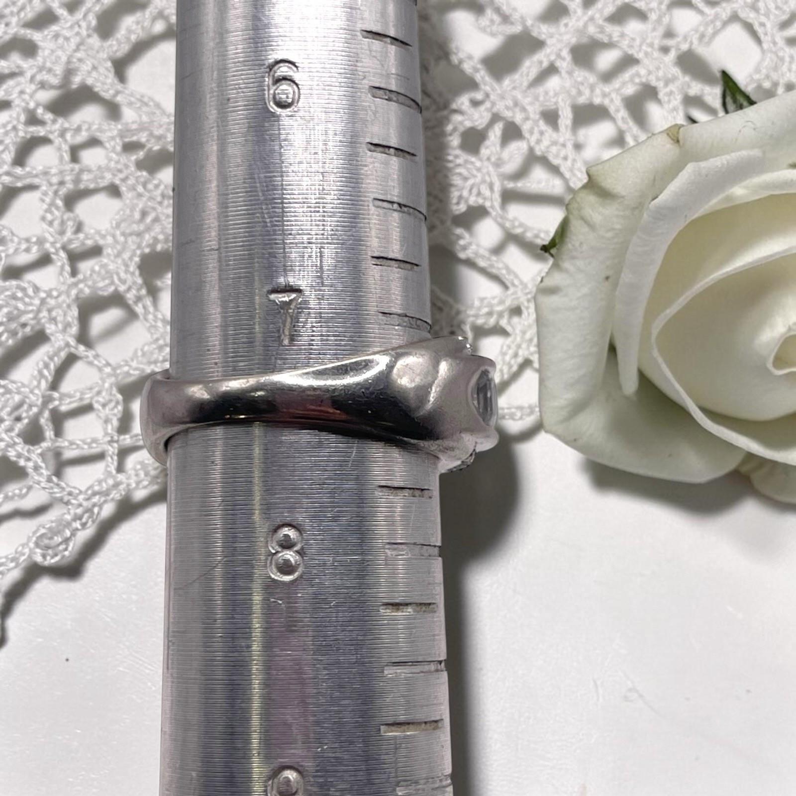 Stunning 925 Sterling Silver CZ Cluster Cocktail Statement Band Ring, size 7.5