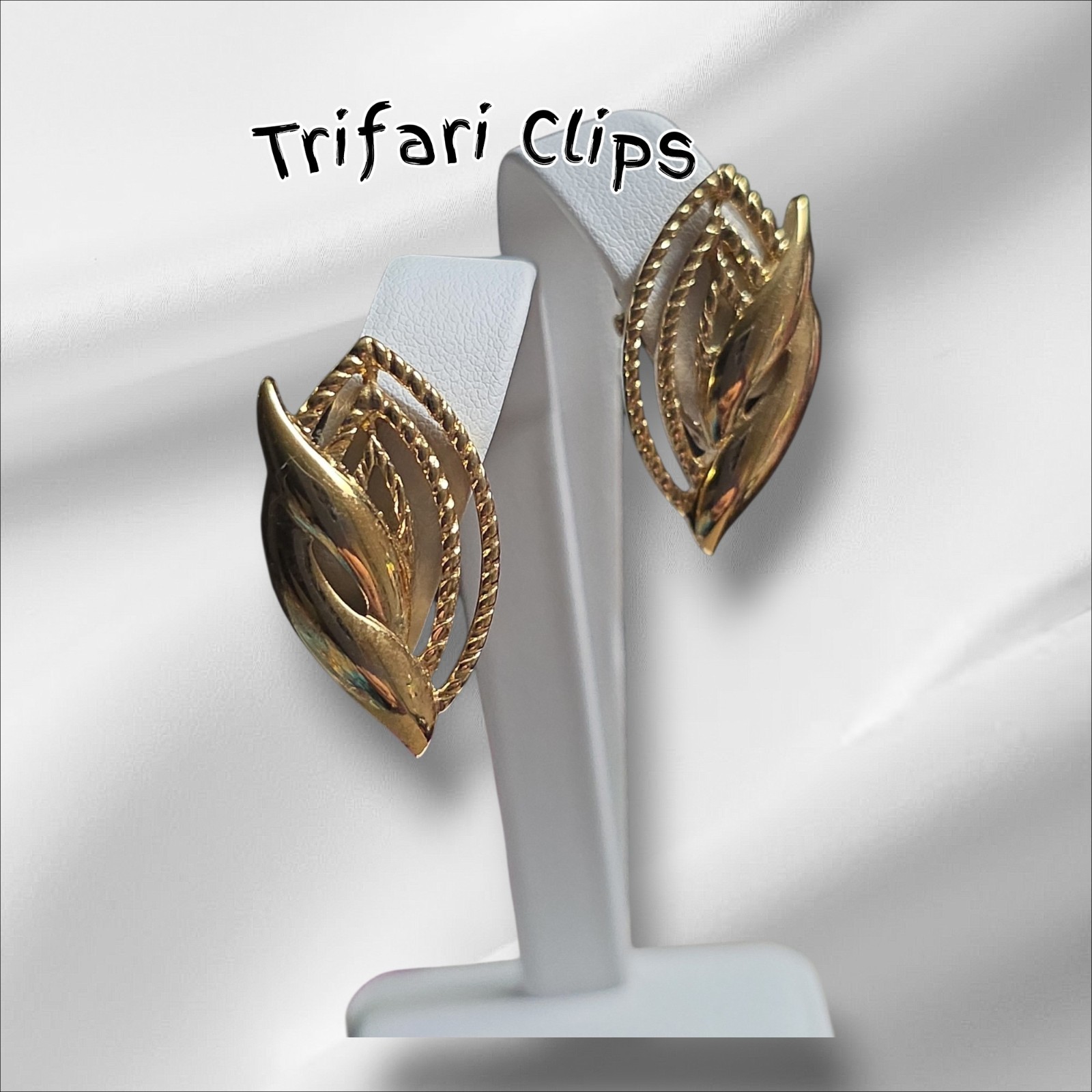 Vintage Monet Trifari Napier Lisner Clip Goldtone Earring Lot