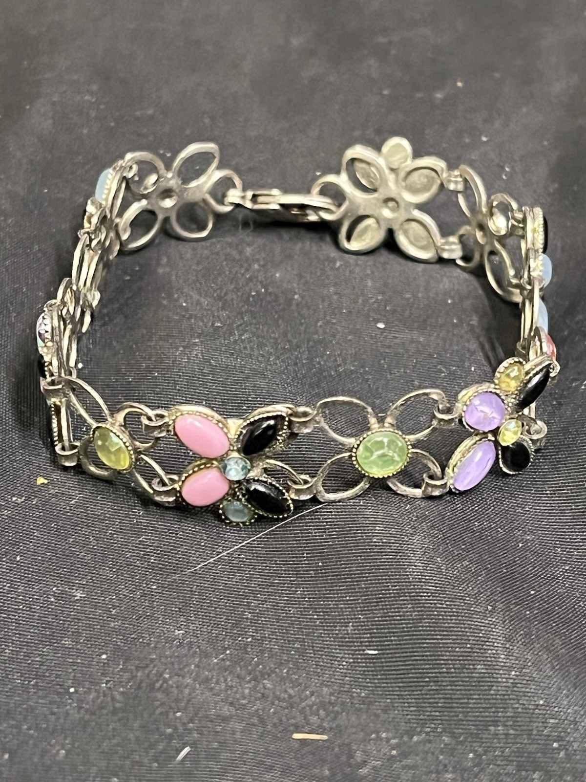 VINTAGE SILVER TONE BELLA LIA FAUX GEM FLOWER BRACELET 7.25”