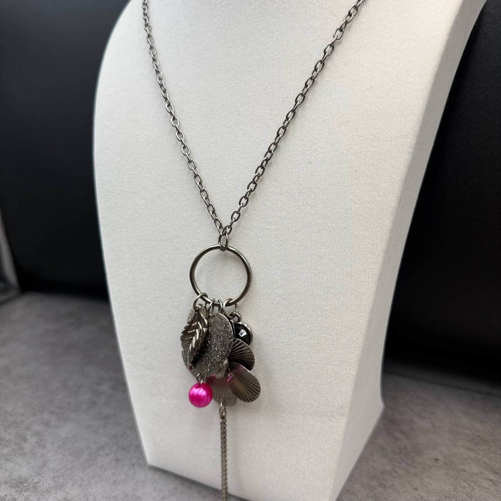 Vintage Gunmetal Tone Floral Flower Pink Bead Tassel Charms Drop Pendant