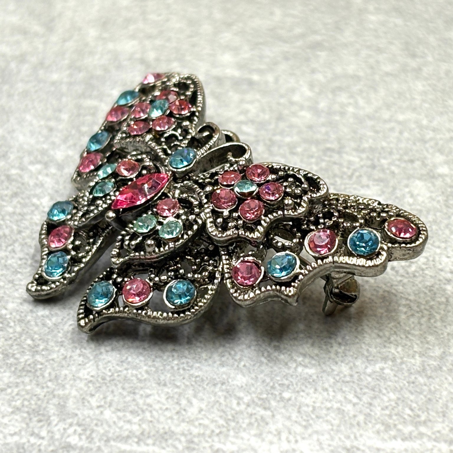 Vintage Butterfly Filigree Silver Tone Brooch 2″ x 1.5″ Rhinestone Multi-Color