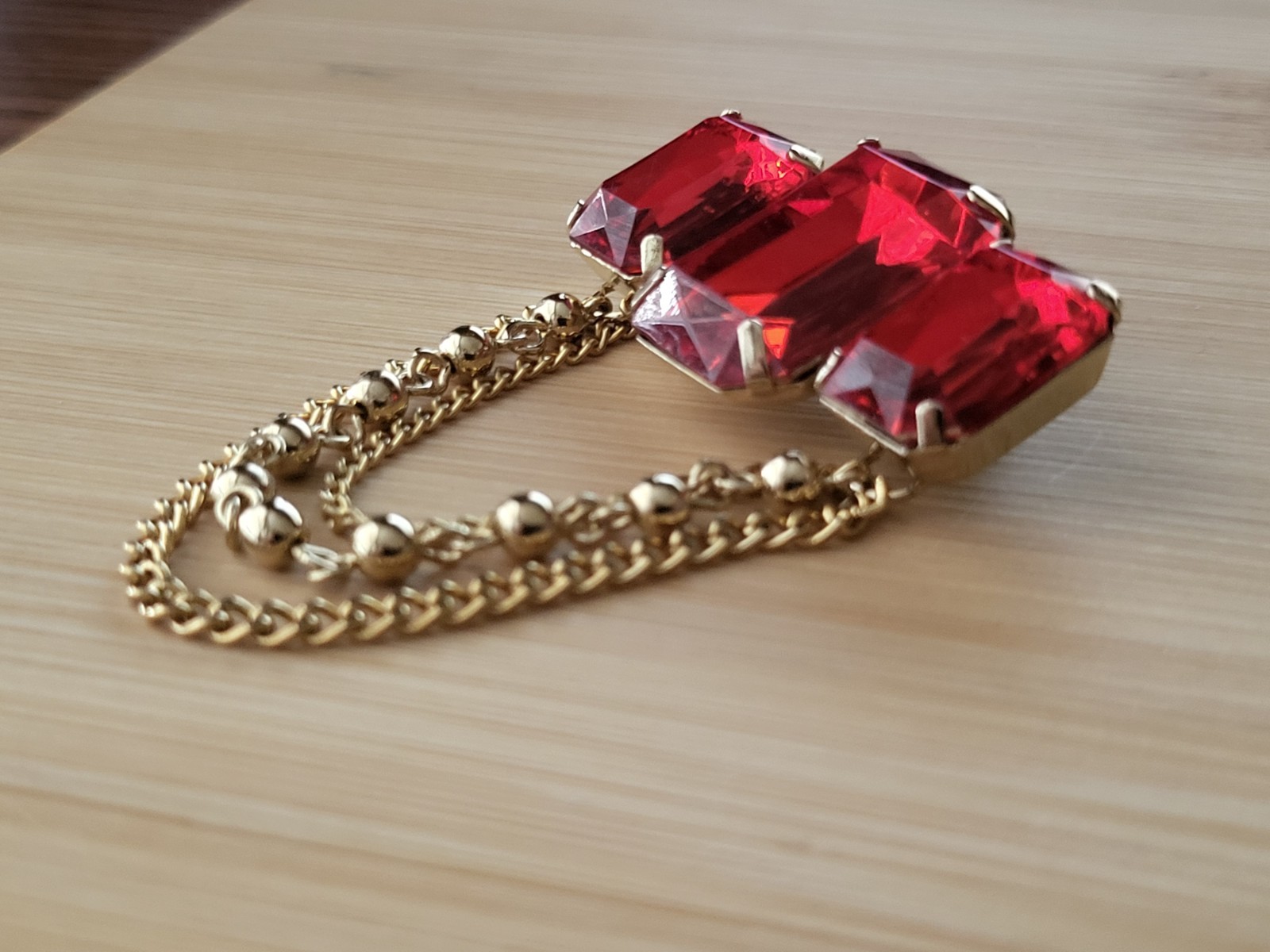 Vtg Faux Red Faceted Rectangle Gem Brooch Gold Tone Chatelaine Regal Statement