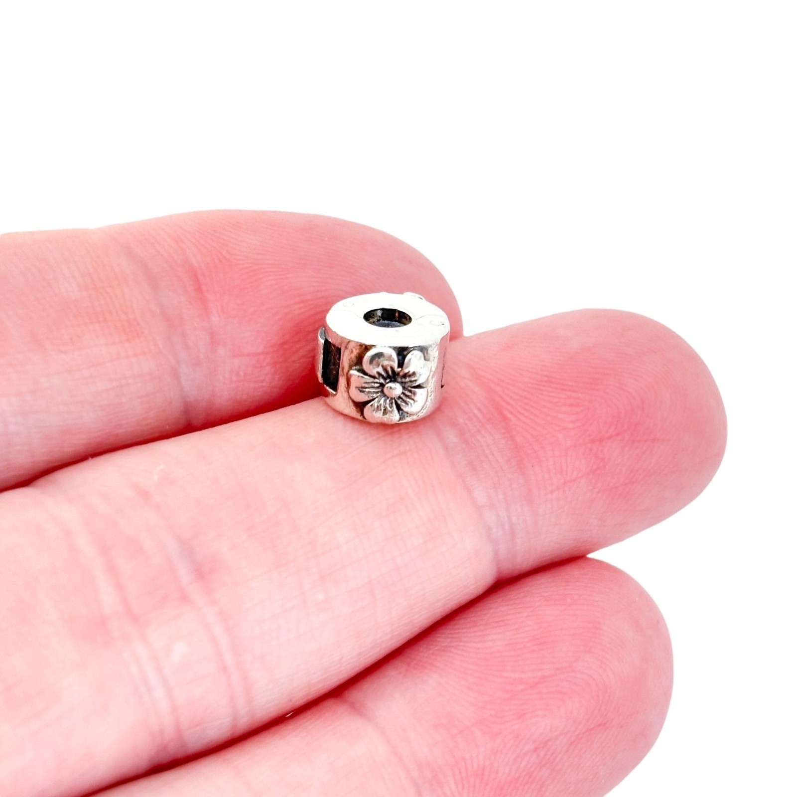 Vintage CHAM Thailand Sterling Silver 925 1cm Floral Clip Charm Bead