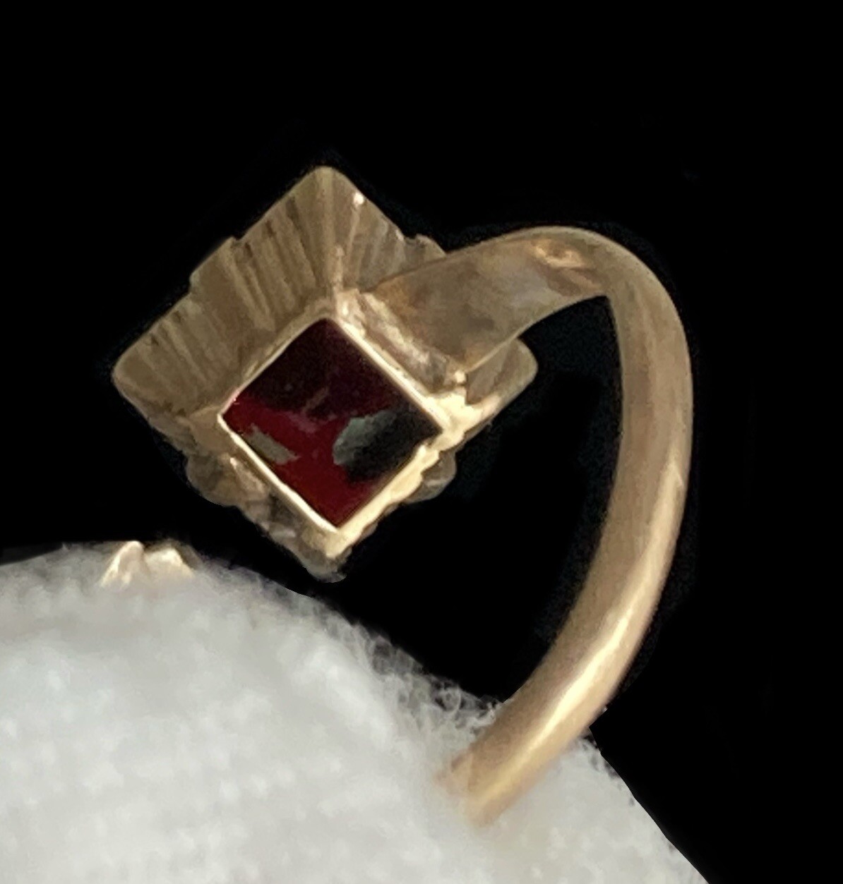10k Yellow Gold Red Glass Ring Adjustable Band Size 4.75 Uncas Ladies Vintage