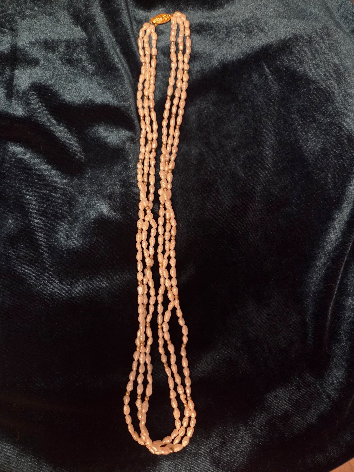 Vintage 3-strand rice pearl necklace with gold tone beads fish hook clasp