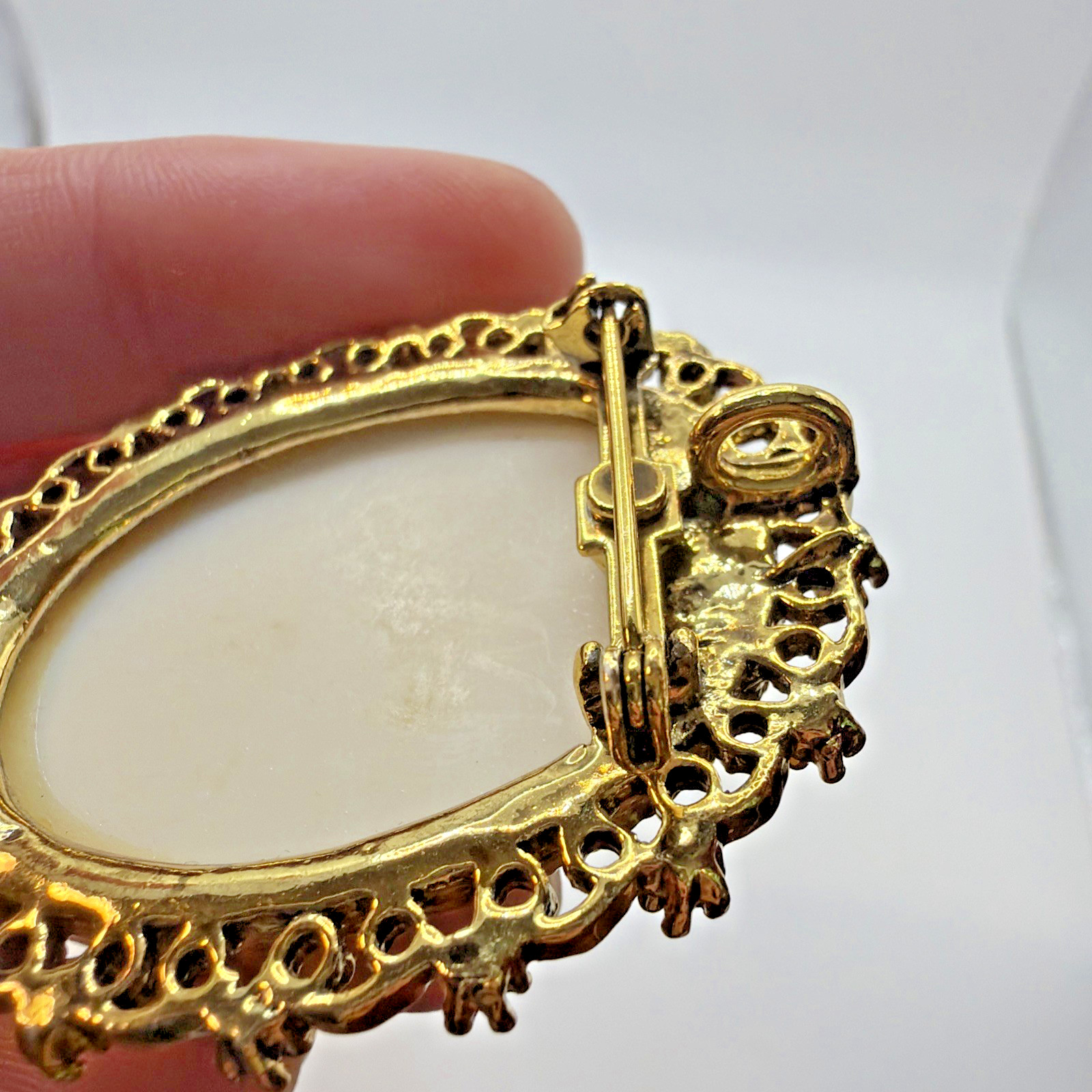 Victorian Portrait Brooch Pendant Gold Toned Transfer Print