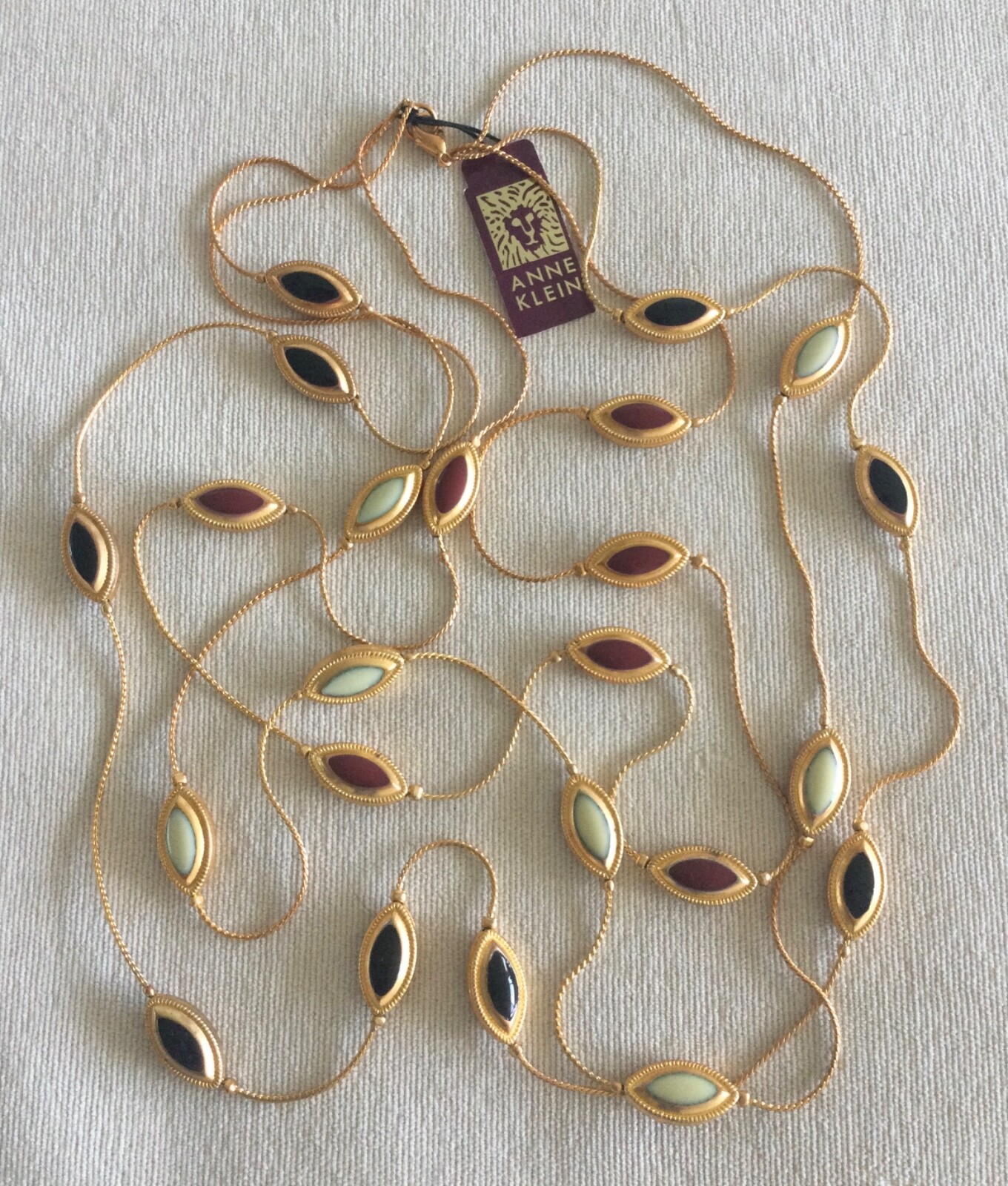 ANNE KLEIN VINTAGE MOGUL POURED ENAMEL TRIPLE CHAIN COUTURE NECKLACE GOLD METAL