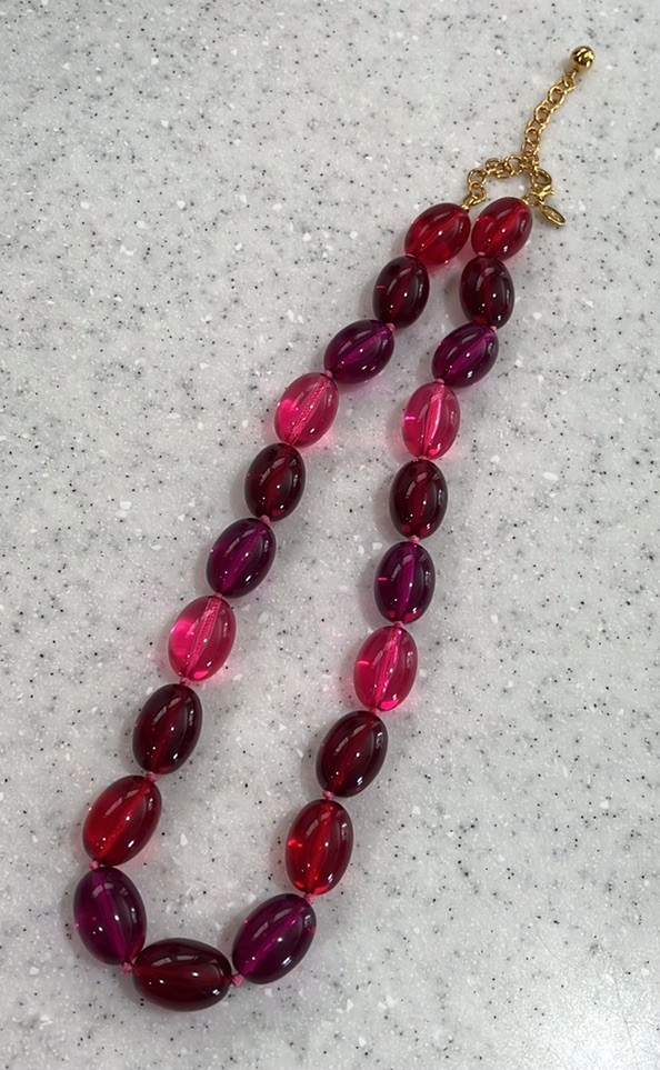JOAN RIVERS Oval Lucite Chunky Bead Necklace~Purple Pink Red Berry Colors~Estate