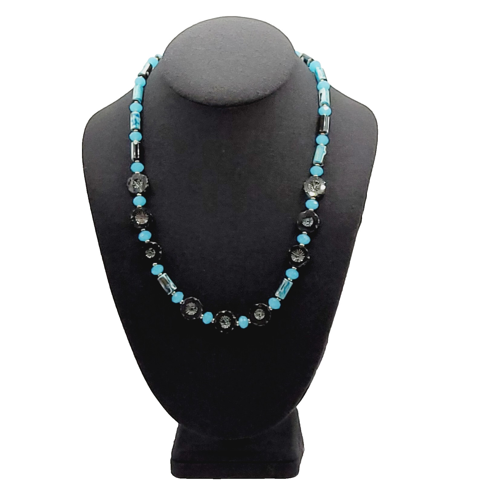 Black Glass Rosette with Chalcedony and Colorful Agate Silver Tone Vtg Necklace