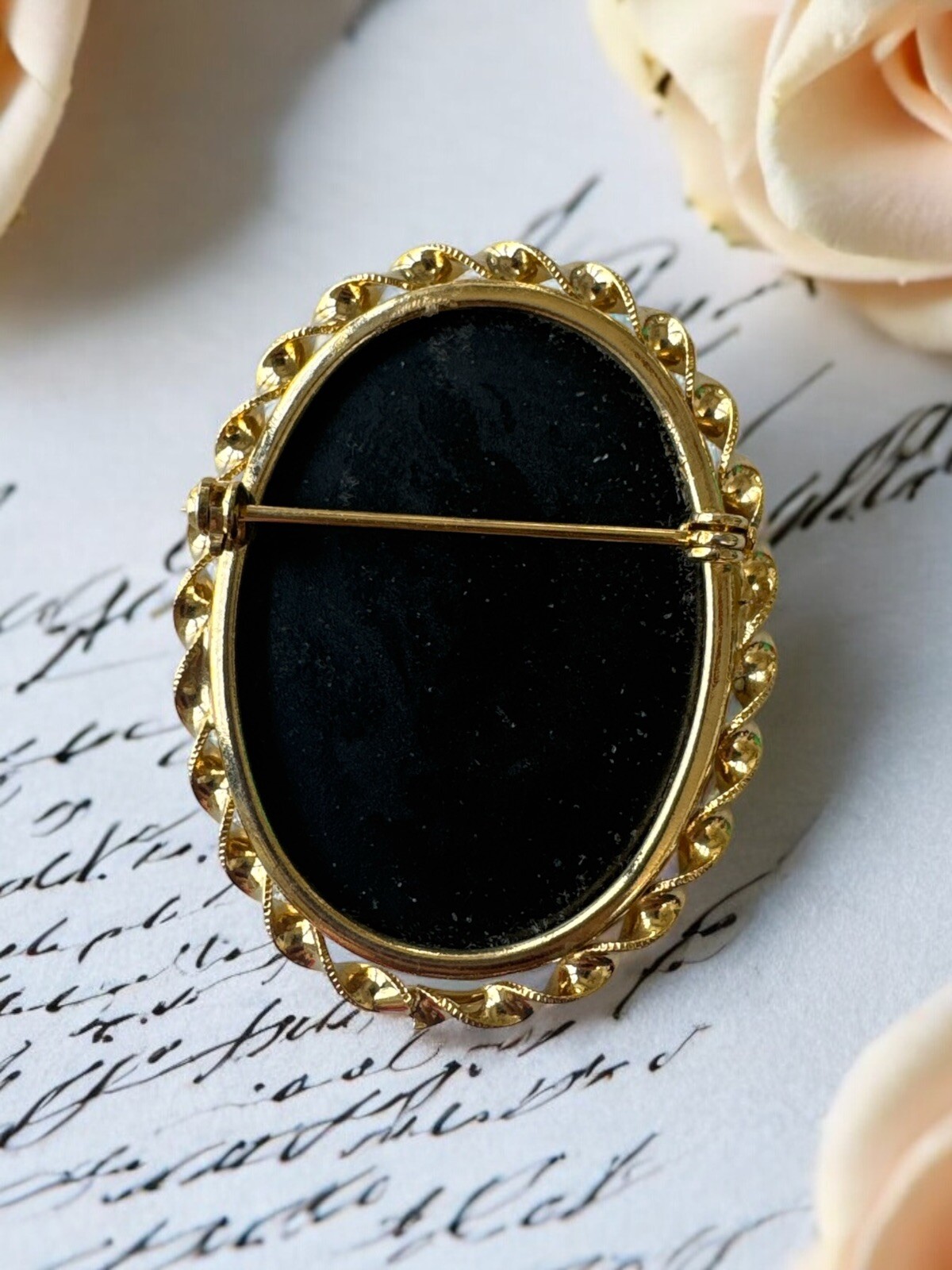 Vintage Cameo Brooch, Black & Off White GoldTone Oval Pin Brooch Antique Auction