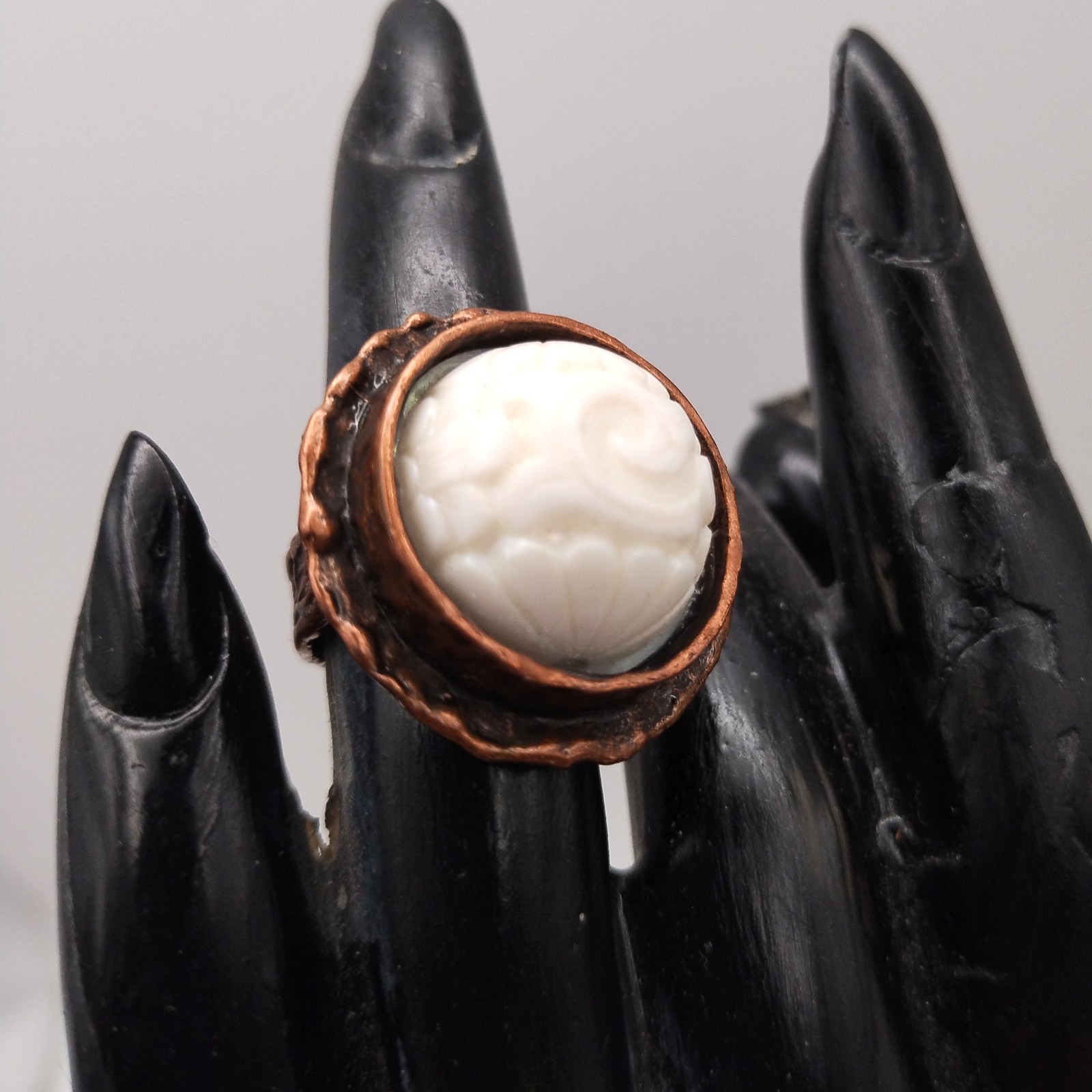 Adjustable Brutilist Style Copper Plated Ring w Vintage Opalescent Carved Stone