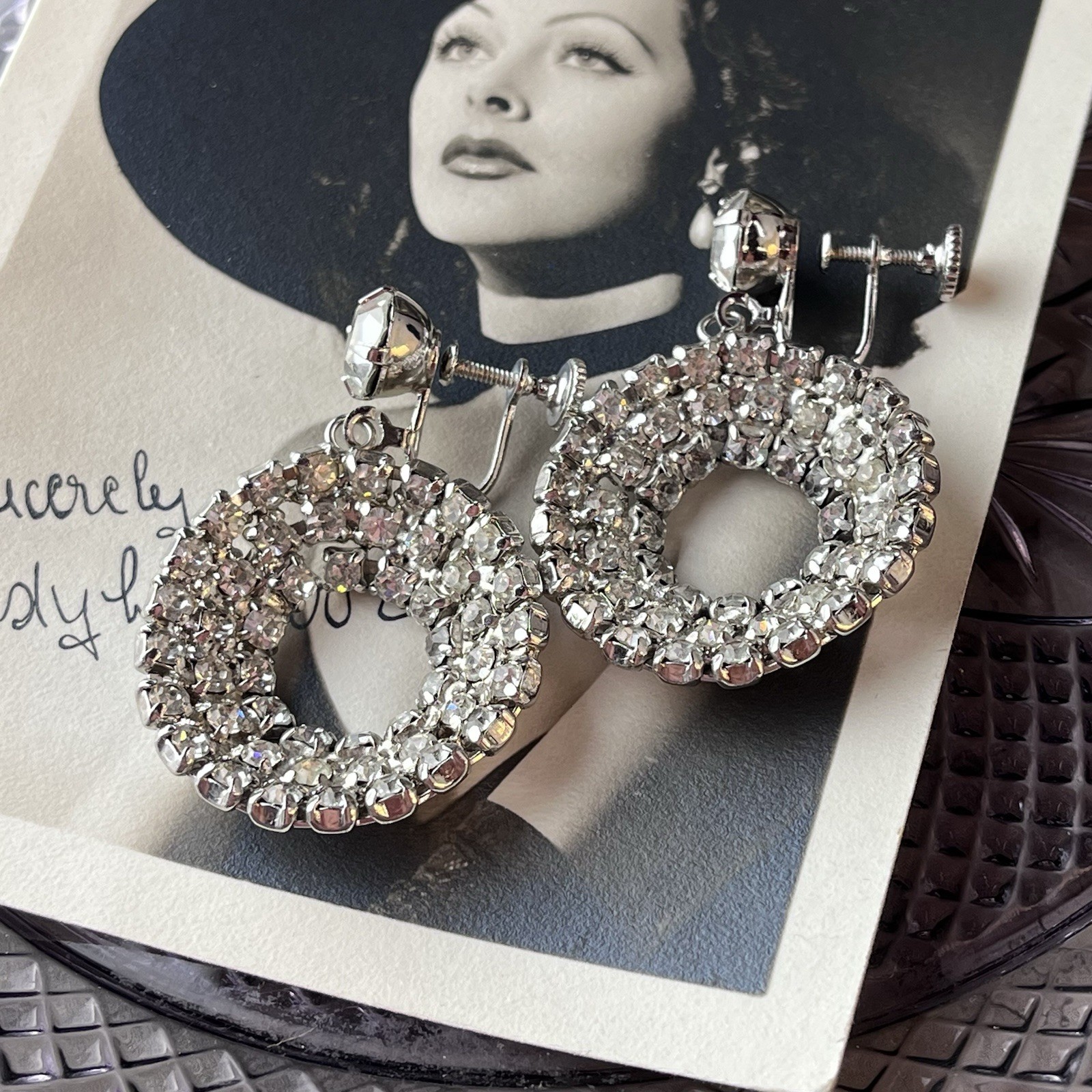 Vtg 1950s Rhinestone Circle Hoop Earrings – 1.75” Drop – Screw Back – Statement