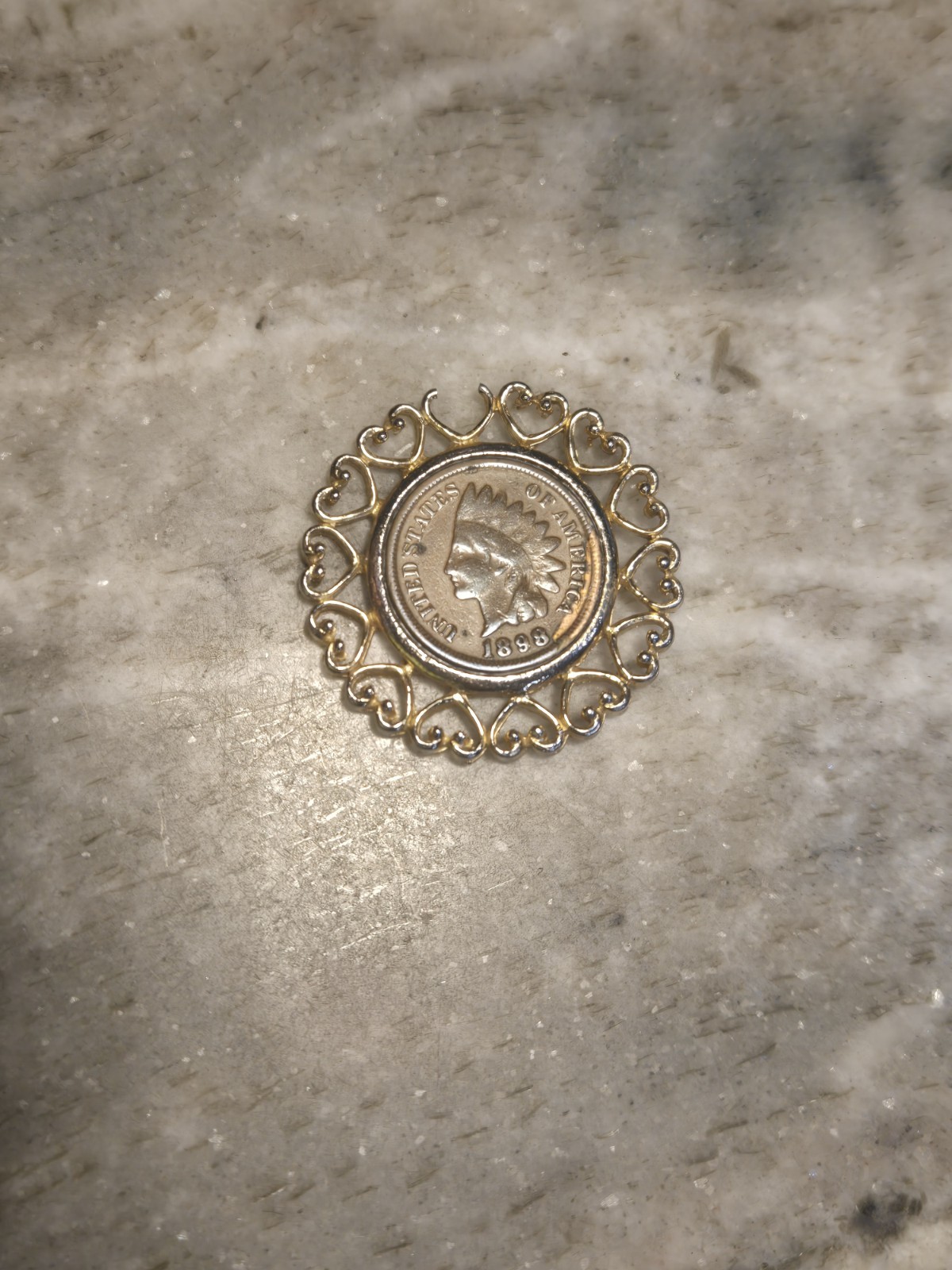 Indian Head Cent Coin Round Brooch Pin Gold Tone Ornate Heart Filigree