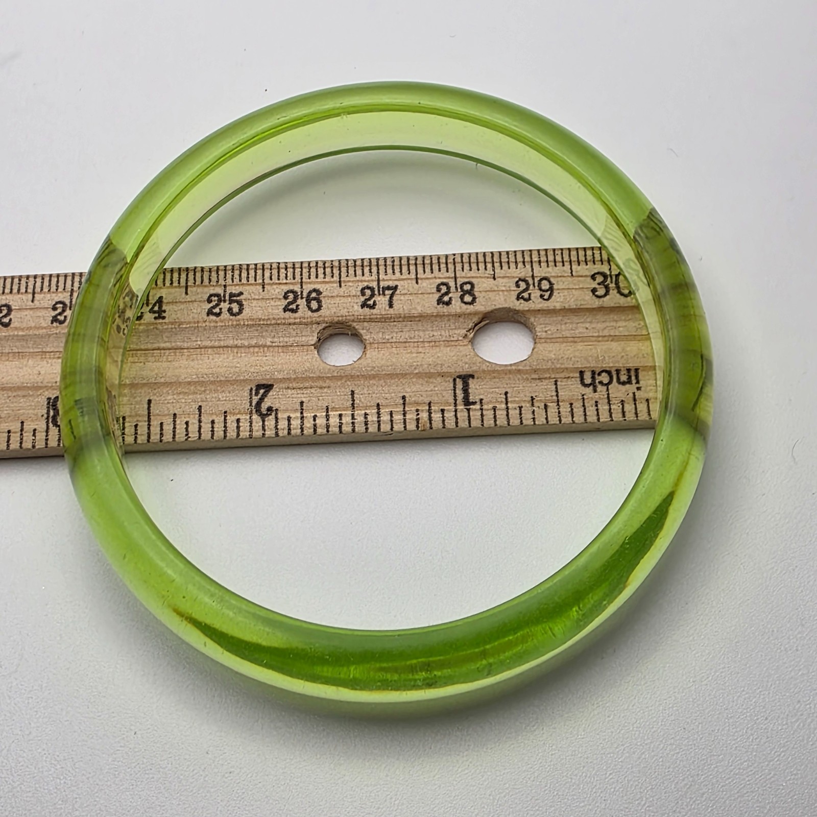 Vintage Translucent Avocado Green Lucite Bangle Bracelet 8″ 12.5mm Wide