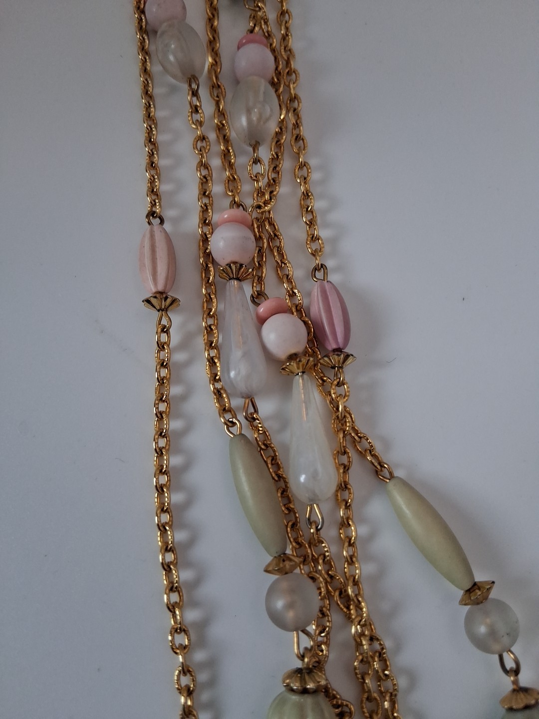 VTG Goldtone 3 Strand Multi color Beads Muted Pink Green Blue Clear Necklace 32″