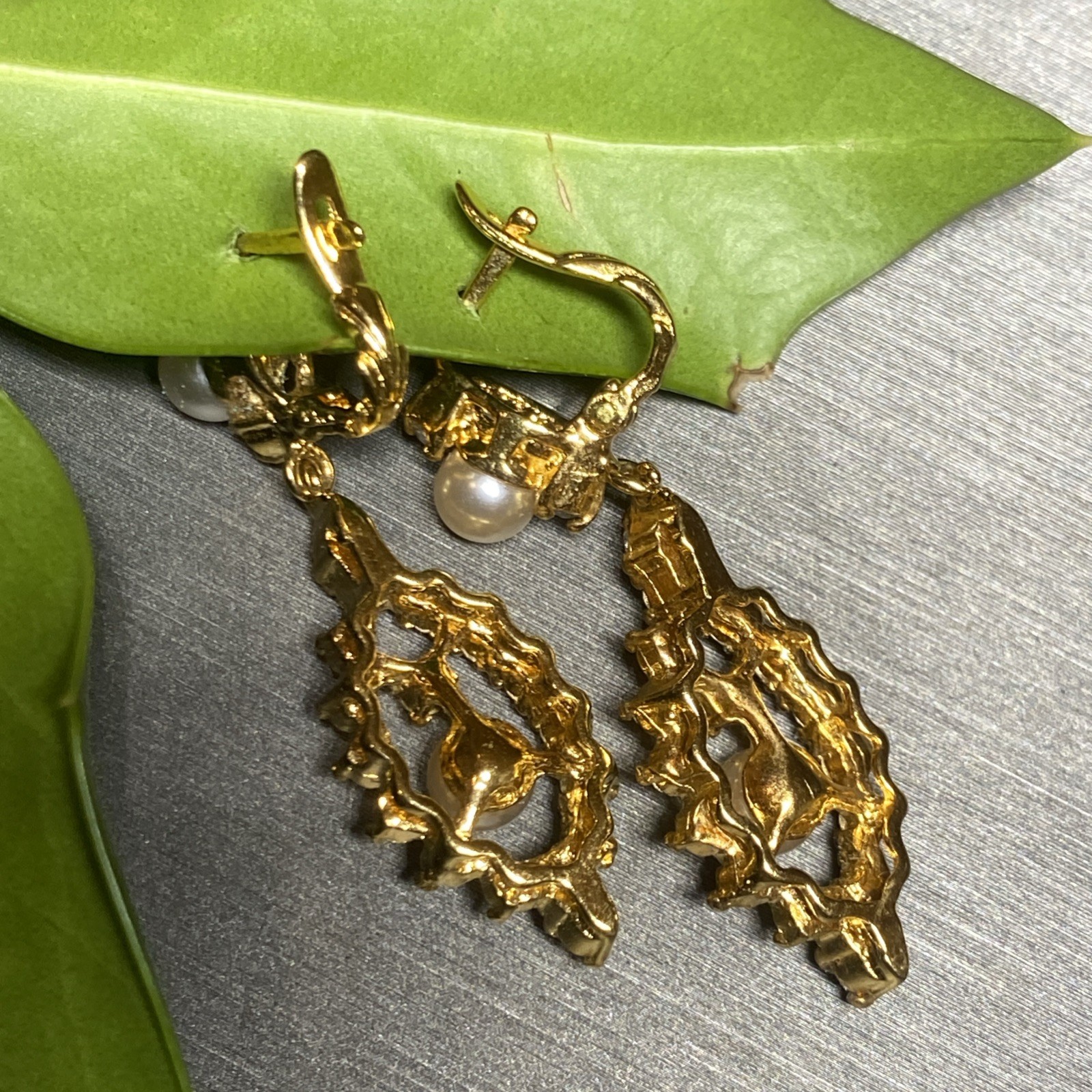 Vintage Pearl Earrings Estate Jewelry Pre-owned Gold Plated Crystal Lozenge Drop