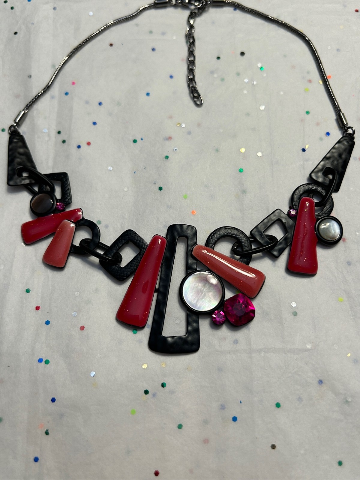 New Unique Geometric Modern BLACK & RED’s Gem, Enamel, Metal NECKLACE