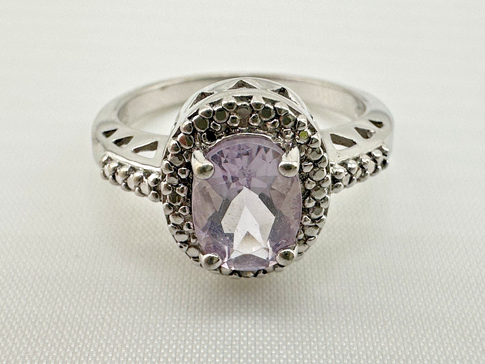 Vintage Sterling Silver Light Pink/Purple Colored Stone Accent Ring Sz 7