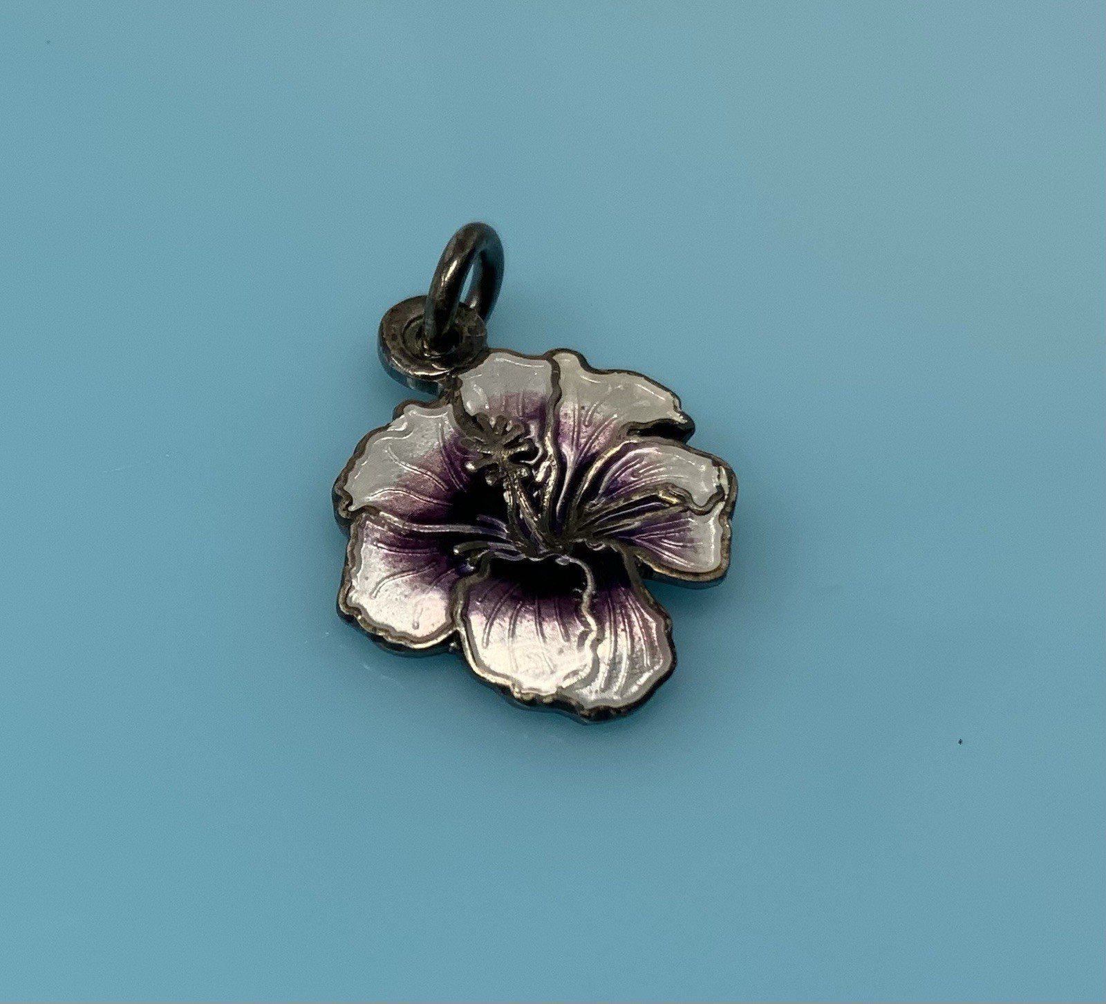 Vintage 980 Sterling Silver Enamel Purple White Hibiscus Mexico Flower Charm 2.2