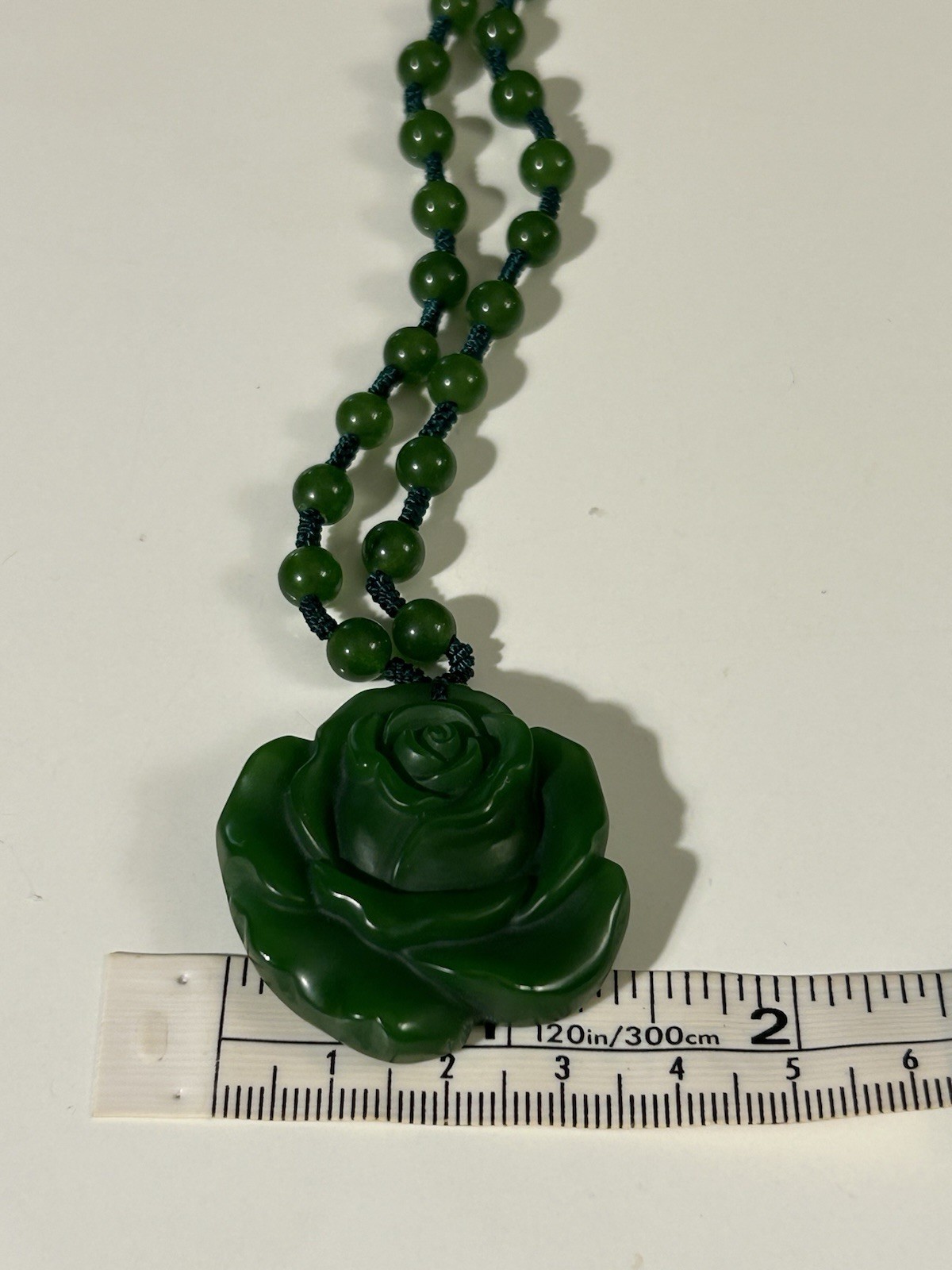 Dark Green Jade Toned Rose Beaded Necklace Adjustable Vintage