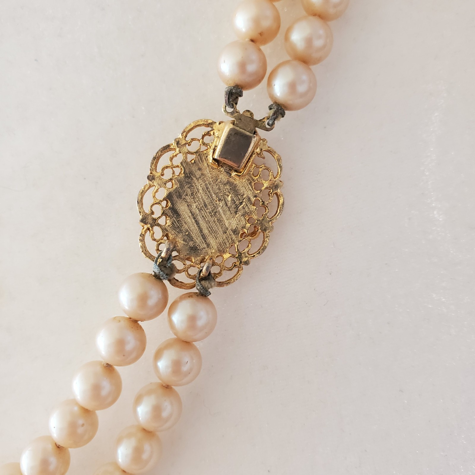 Cameo Dbl Pearl Strand Necklace 27″ Insert Clasp Carved Filigree Hand Knotted